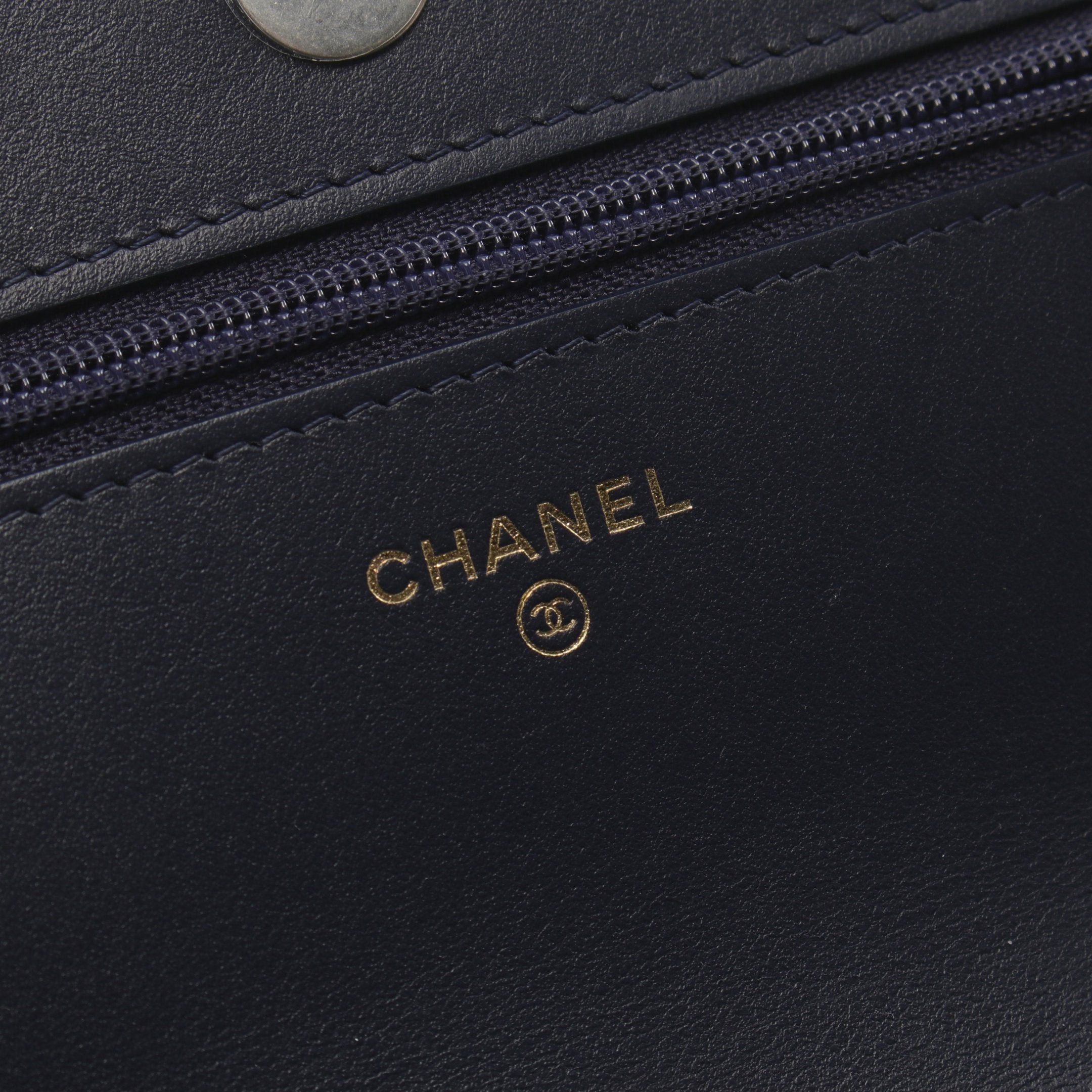 Chanel Chanel Chanel 19 Matelasse Chain Wallet Denim Indigo Blue Combination Metal Fittings Size ONE SIZE - 4 Thumbnail