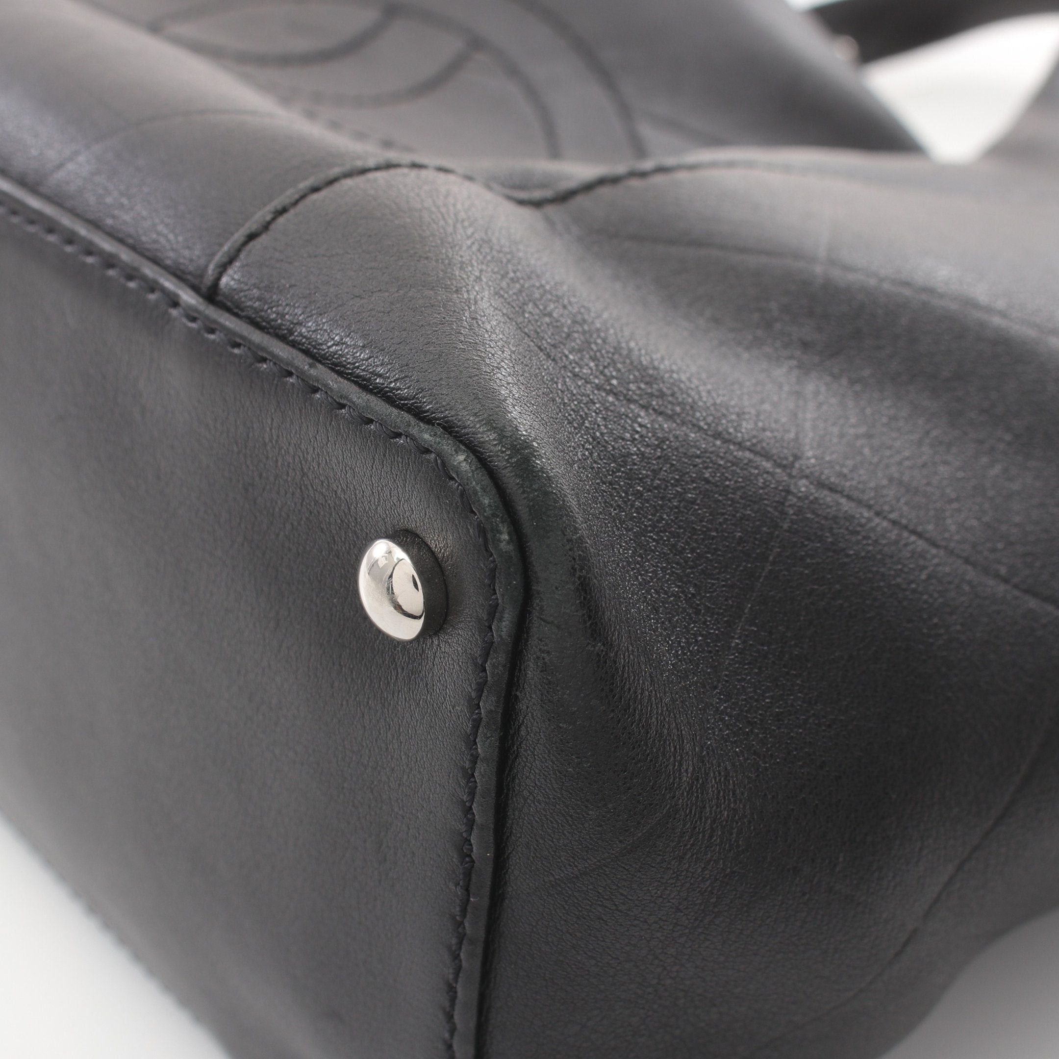 Chanel Chanel V-Stitch Handbag Leather Black Silver Hardware Size ONE SIZE - 8 Thumbnail