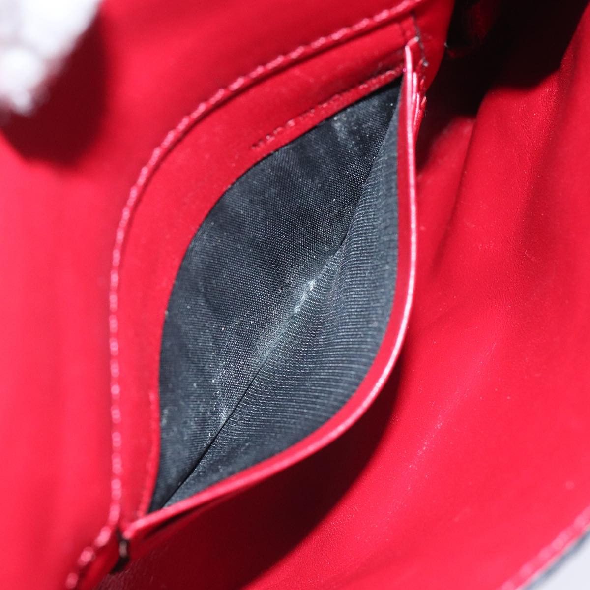 Burberry Red Leather Shoulder Bag (Pre-Owned) Size ONE SIZE - 14 Thumbnail