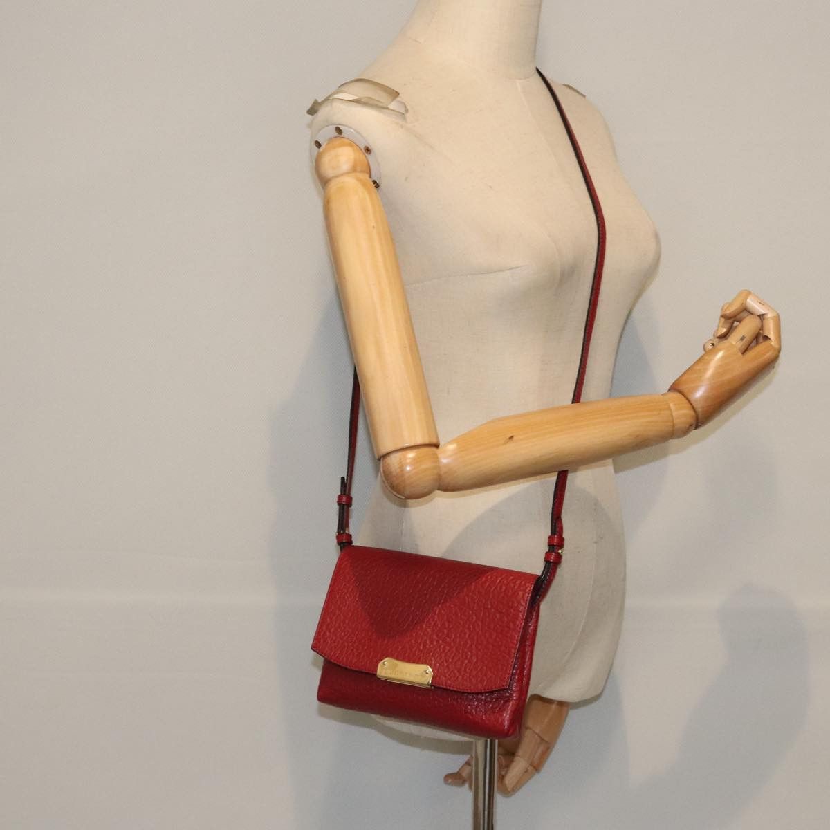 Burberry Red Leather Shoulder Bag (Pre-Owned) Size ONE SIZE - 15 Thumbnail