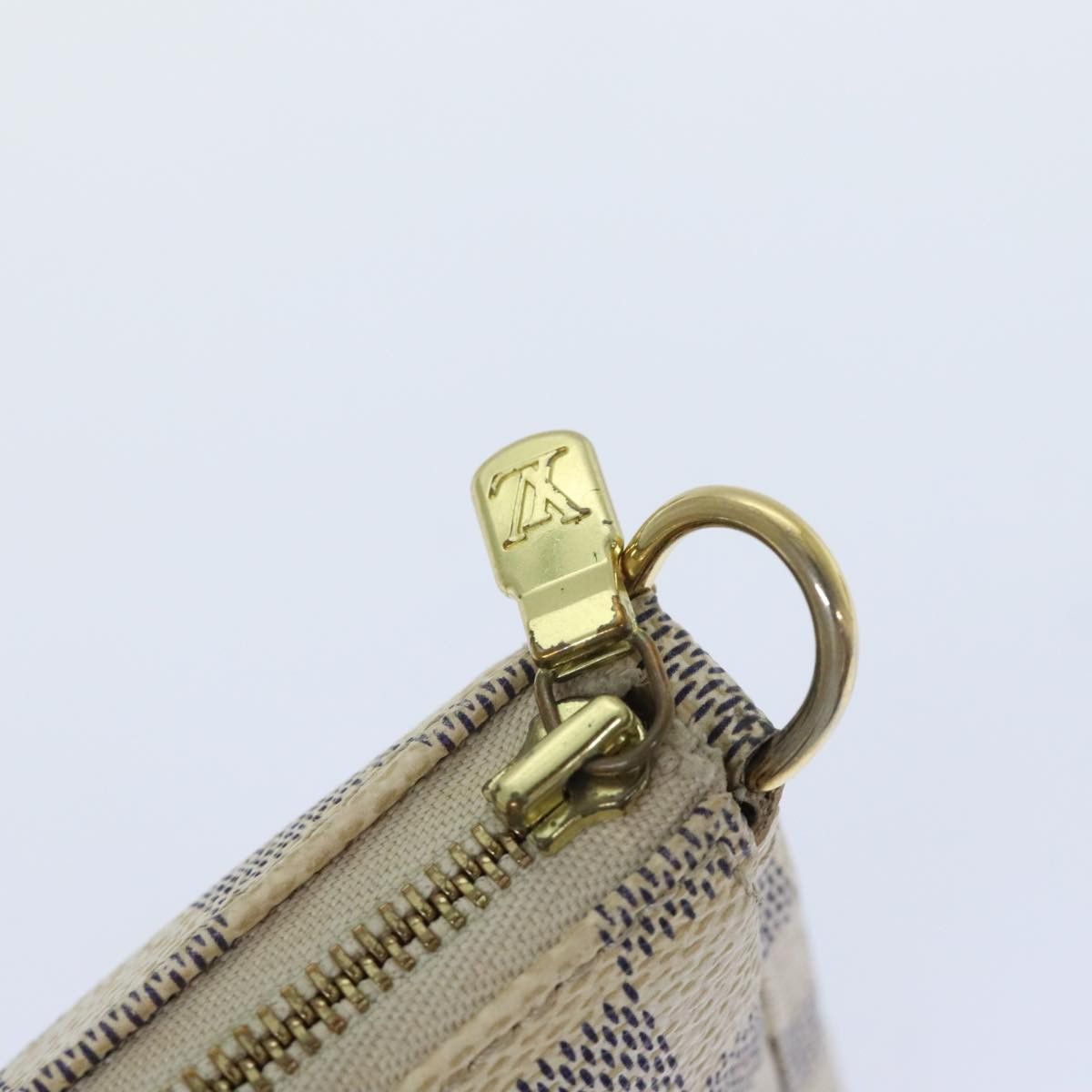 Louis Vuitton Pochette Accessoire Beige Canvas Clutch Bag (Pre-Owned) Size ONE SIZE - 13 Thumbnail