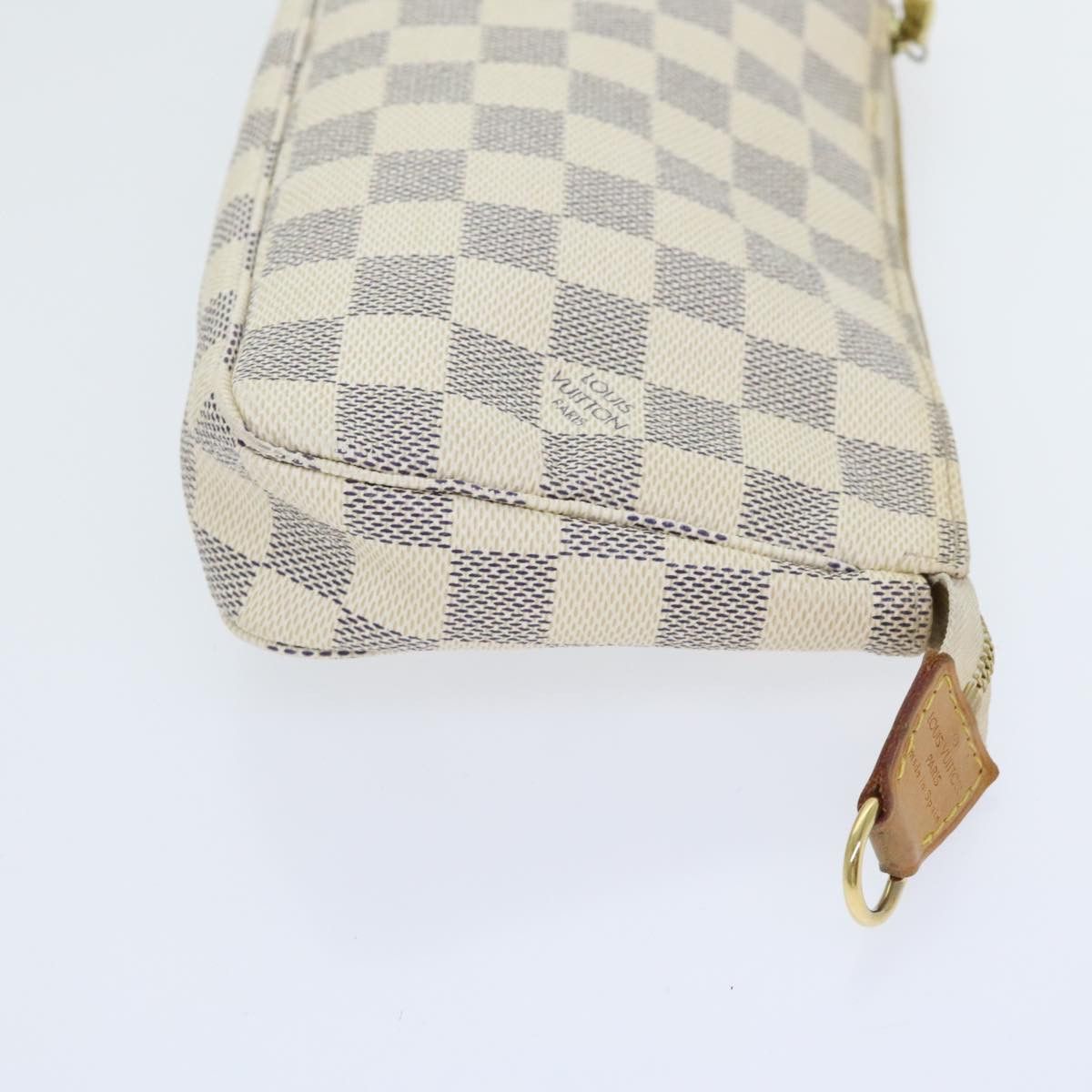 Louis Vuitton Pochette Accessoire Beige Canvas Clutch Bag (Pre-Owned) Size ONE SIZE - 3 Thumbnail