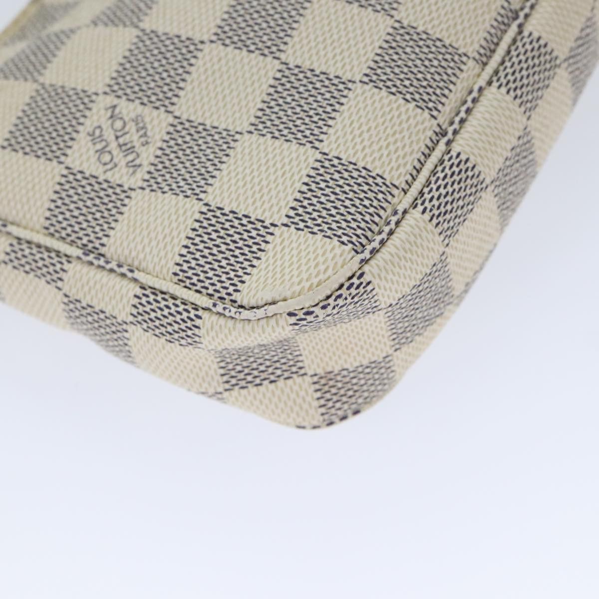 Louis Vuitton Pochette Accessoire Beige Canvas Clutch Bag (Pre-Owned) Size ONE SIZE - 10 Thumbnail