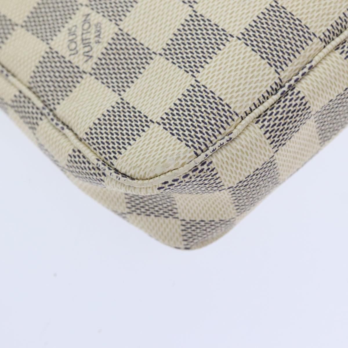 Louis Vuitton Pochette Accessoire Beige Canvas Clutch Bag (Pre-Owned) Size ONE SIZE - 12 Thumbnail