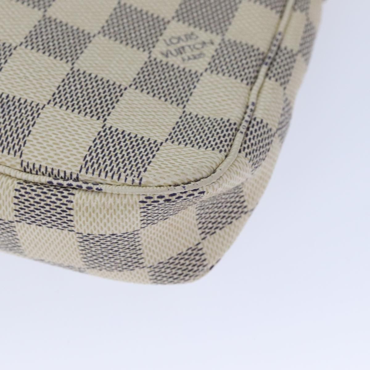 Louis Vuitton Pochette Accessoire Beige Canvas Clutch Bag (Pre-Owned) Size ONE SIZE - 11 Thumbnail