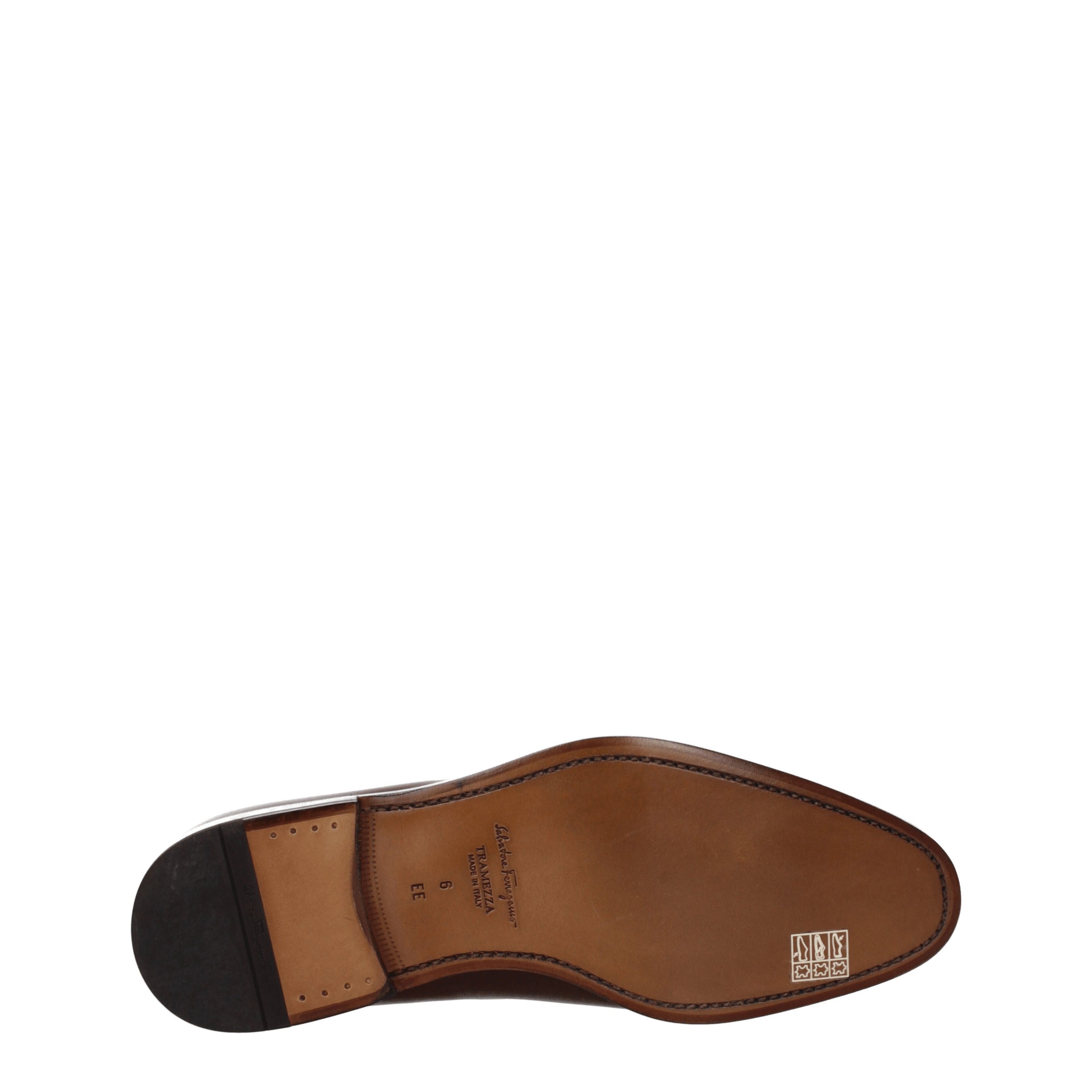 Salvatore Ferragamo Men's Loafers in Leather Size US 6 / EU 39 - 5 Thumbnail