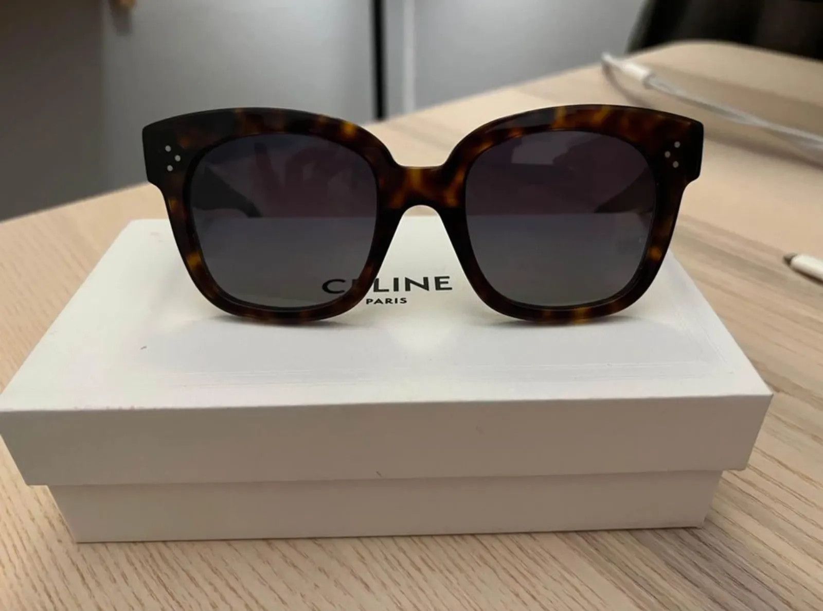Celine Céline New Audrey Tortoise Shell Sunglasses Size ONE SIZE - 4 Thumbnail
