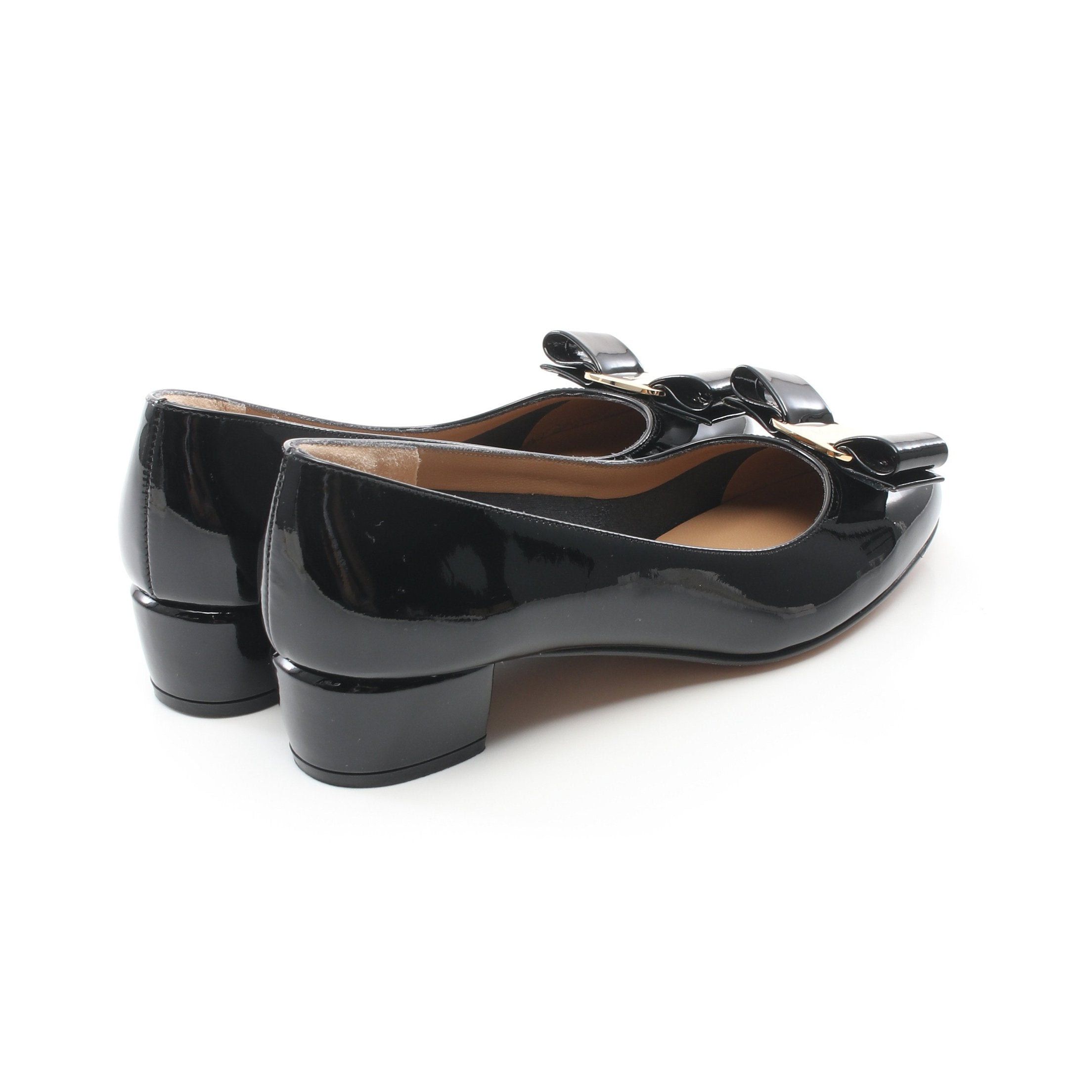 Salvatore Ferragamo Salvatore Ferragamo Vara Ribbon Pumps Patent Leather Black Size ONE SIZE - 2 Thumbnail