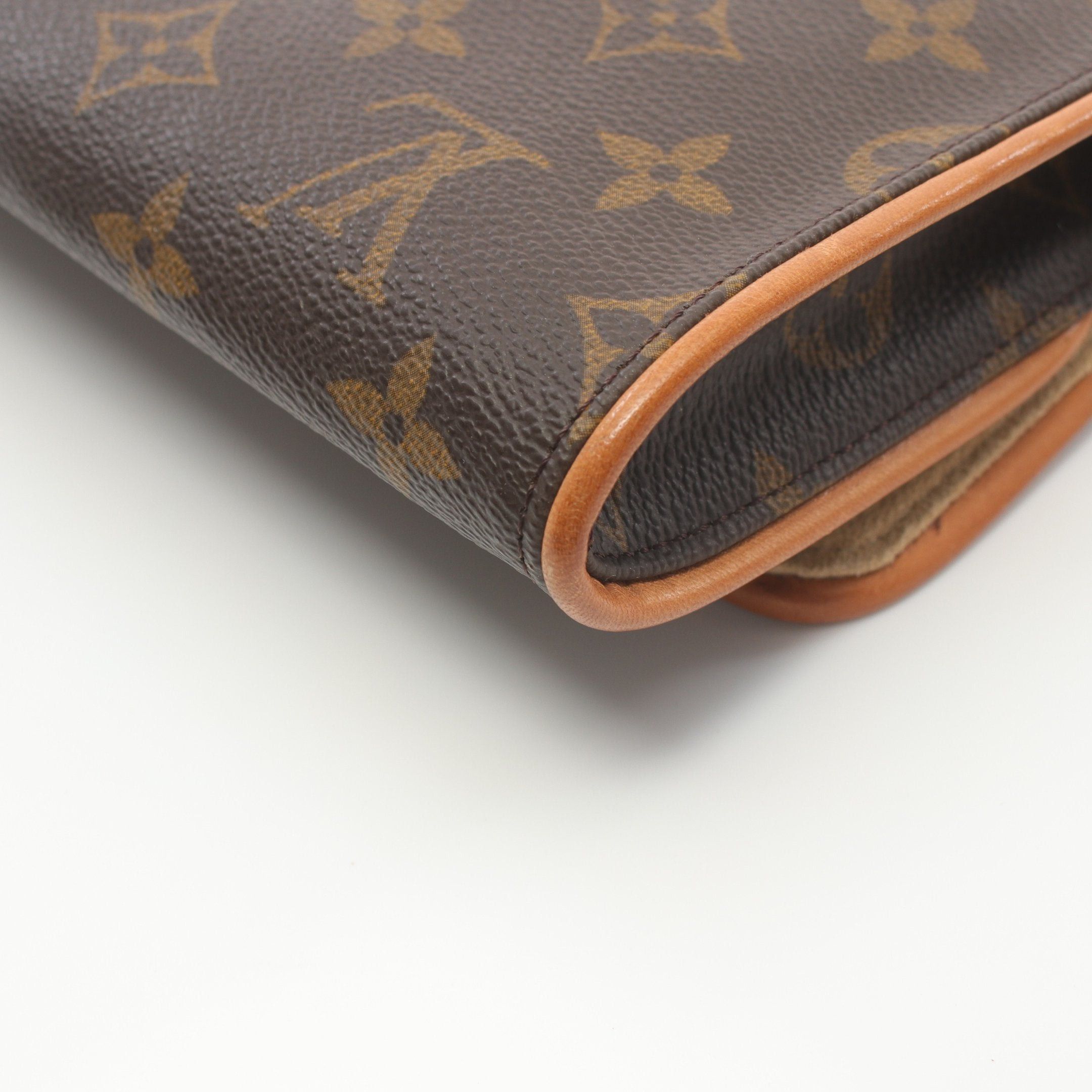 Louis Vuitton Louis Vuitton Pochette Twin Gm Monogram Shoulder Bag Leather Brown Size ONE SIZE - 8 Thumbnail
