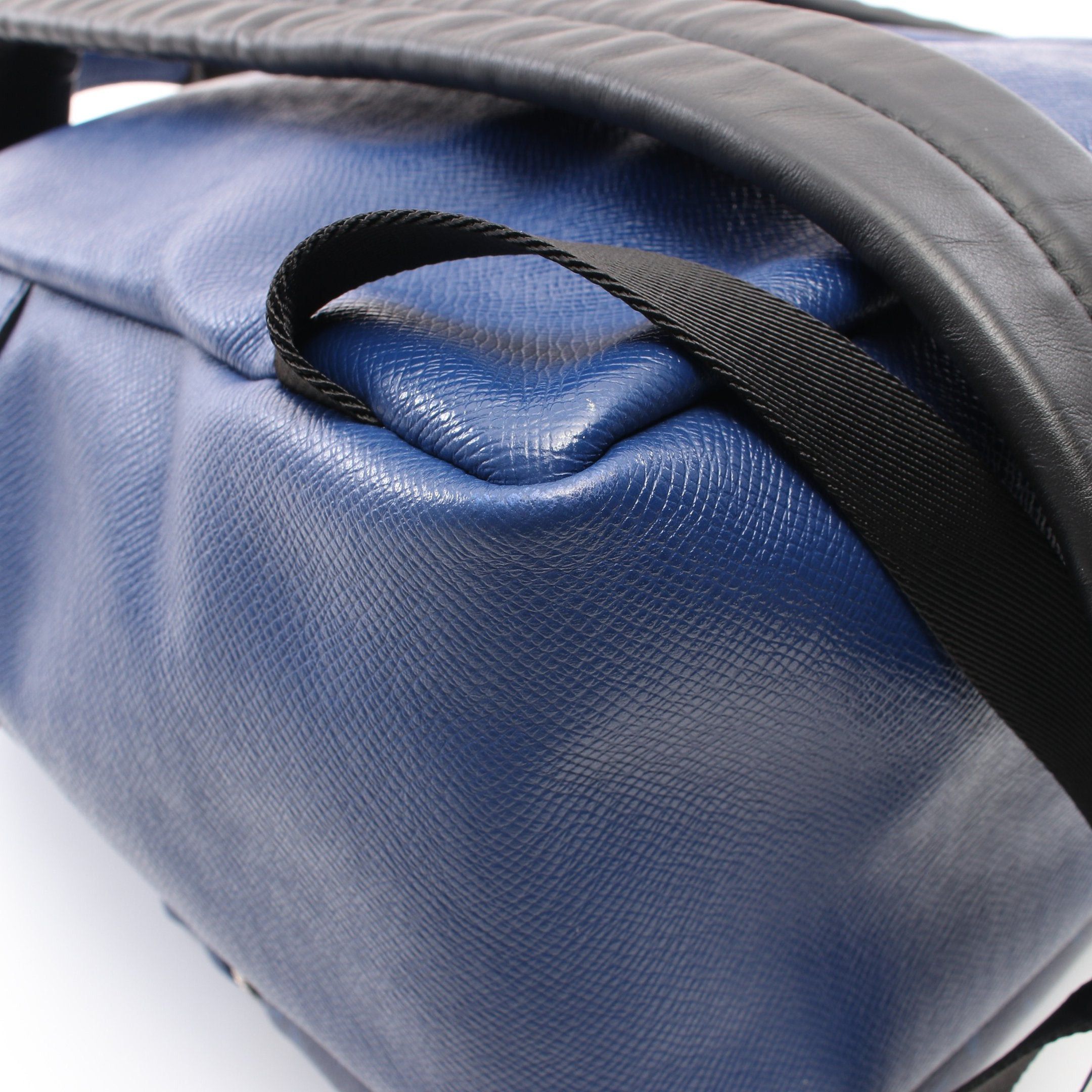 Louis Vuitton Louis Vuitton Taigarama Discovery Backpack Rucksack Leather Dark Blue Size ONE SIZE - 8 Thumbnail