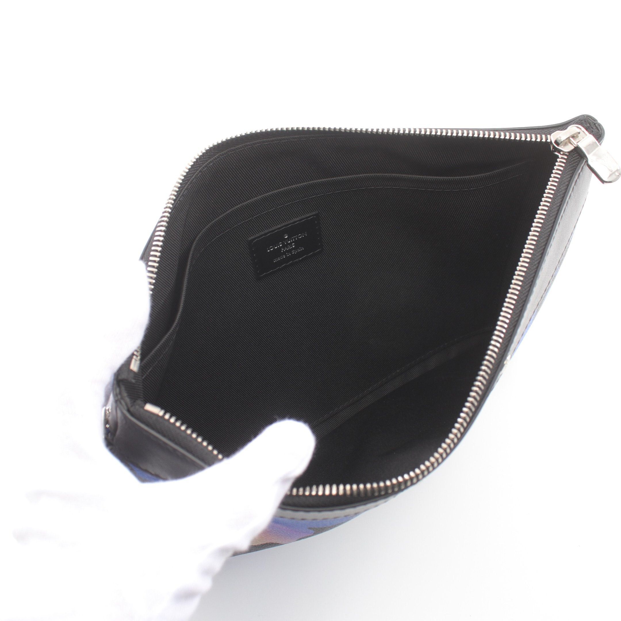 Louis Vuitton Louis Vuitton Pochette Two Go Room With A View Monogram Eclipse Clutch Bag Leather Black Size ONE SIZE - 3 Thumbnail