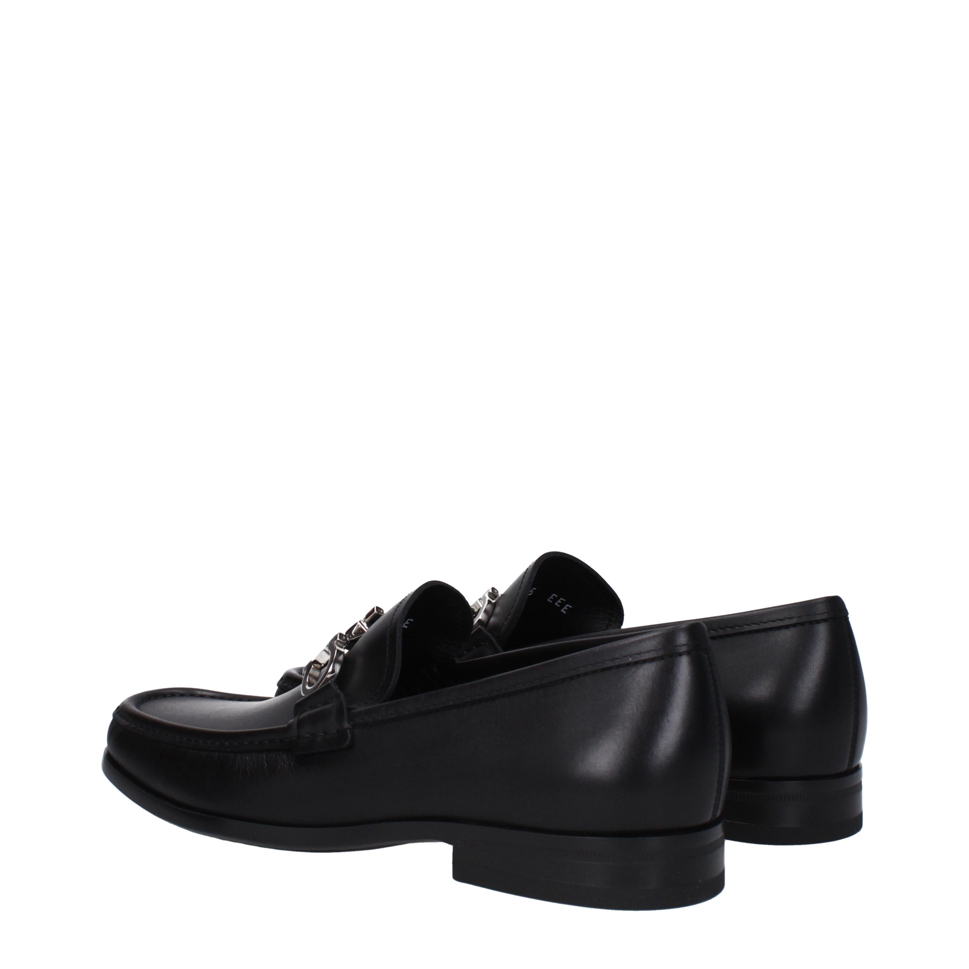 Salvatore Ferragamo Men's Loafers in Leather Size US 5.5 / EU 38 - 6 Thumbnail