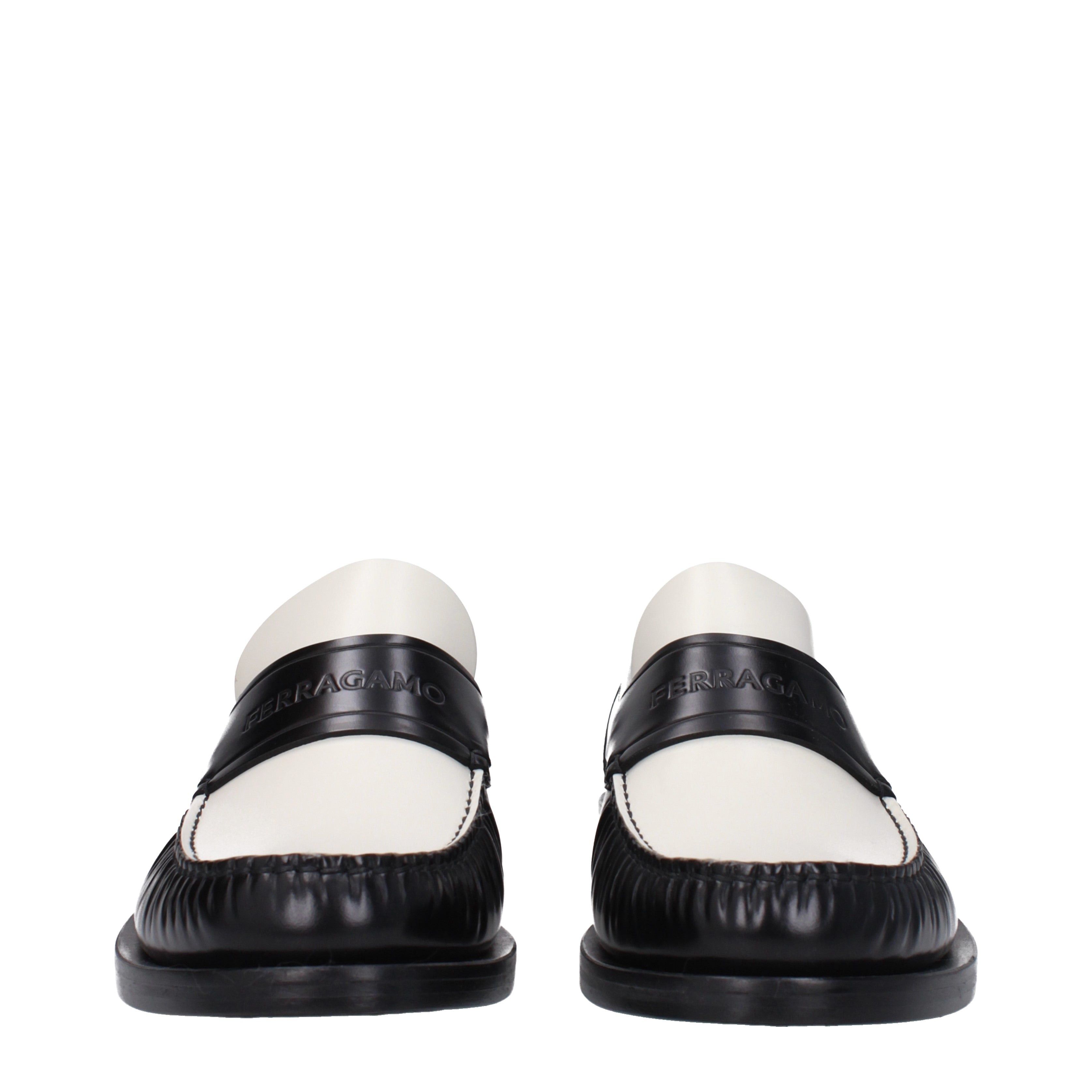 Salvatore Ferragamo Men's Loafers in Leather Size US 6 / EU 39 - 3 Thumbnail