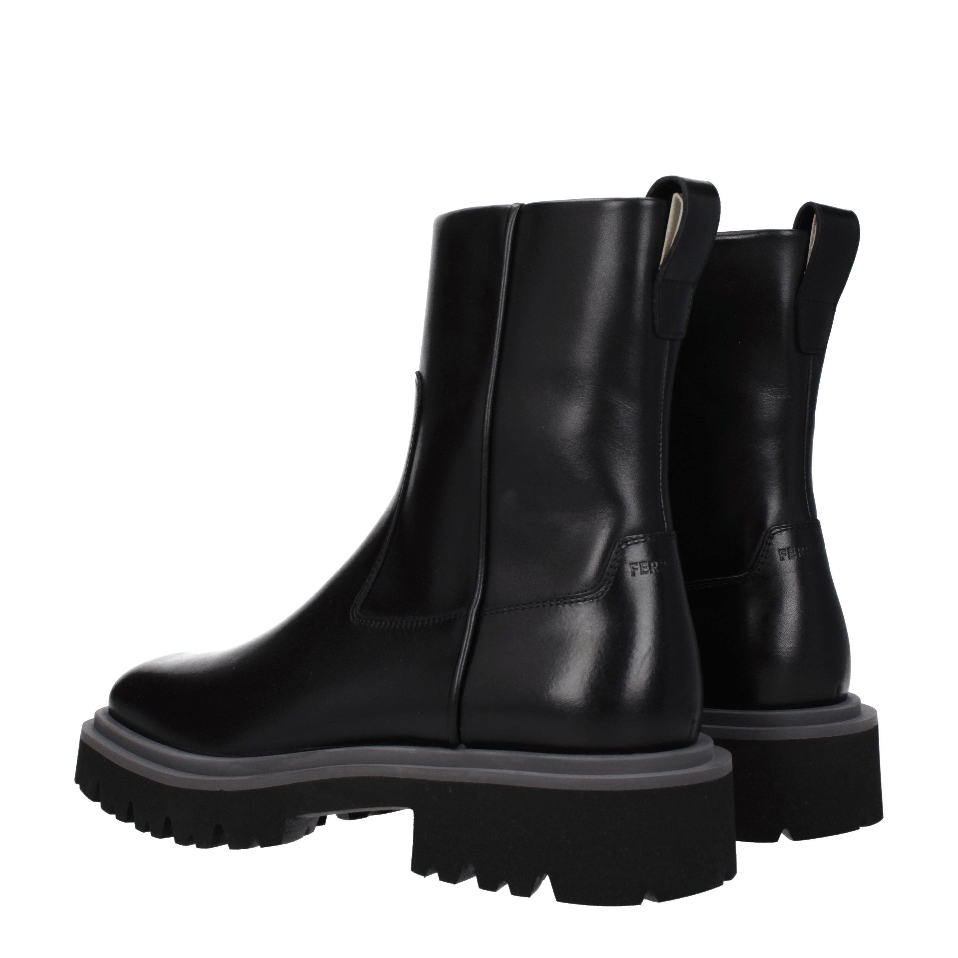 Salvatore Ferragamo Men's Boots in Leather Size US 10 / EU 43 - 4 Thumbnail