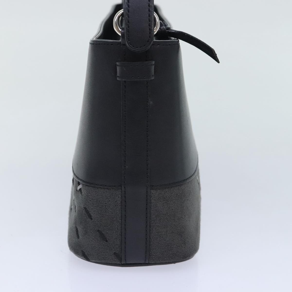 Burberry Black Leather Shoulder Bag (Pre-Owned) Size ONE SIZE - 4 Thumbnail