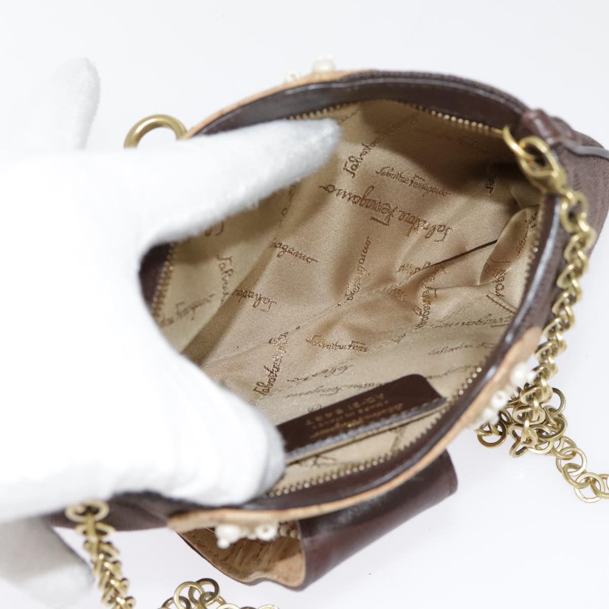 Salvatore Ferragamo Gancini Brown Leather Shoulder Bag (Pre-Owned) Size ONE SIZE - 14 Thumbnail