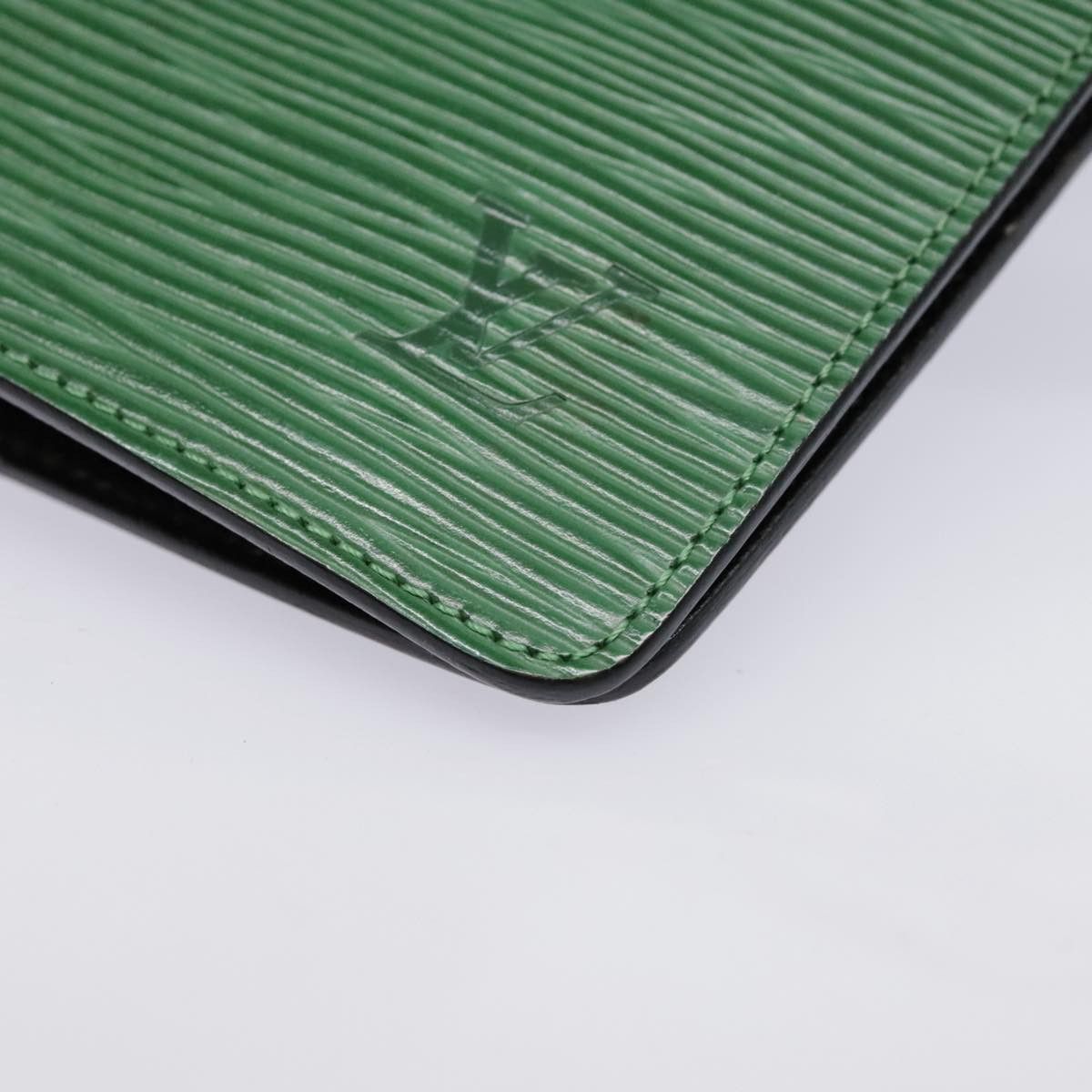 Louis Vuitton Agenda Green Leather Wallet (Pre-Owned) Size ONE SIZE - 15 Thumbnail