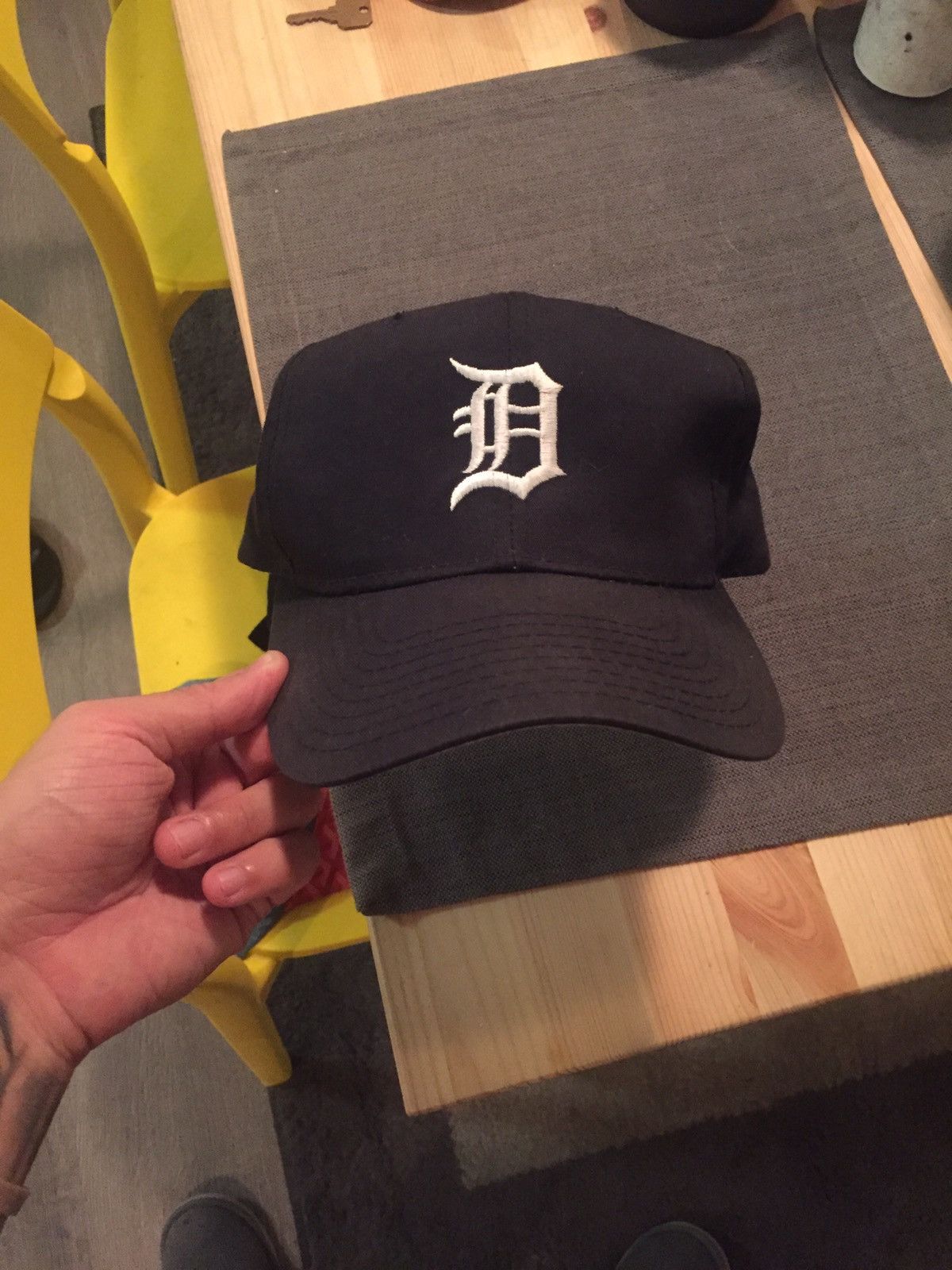 Men's Detroit Tigers Vintage 90s Starter Tail Sweep Snapback Hat Black |  Shop THRILLING