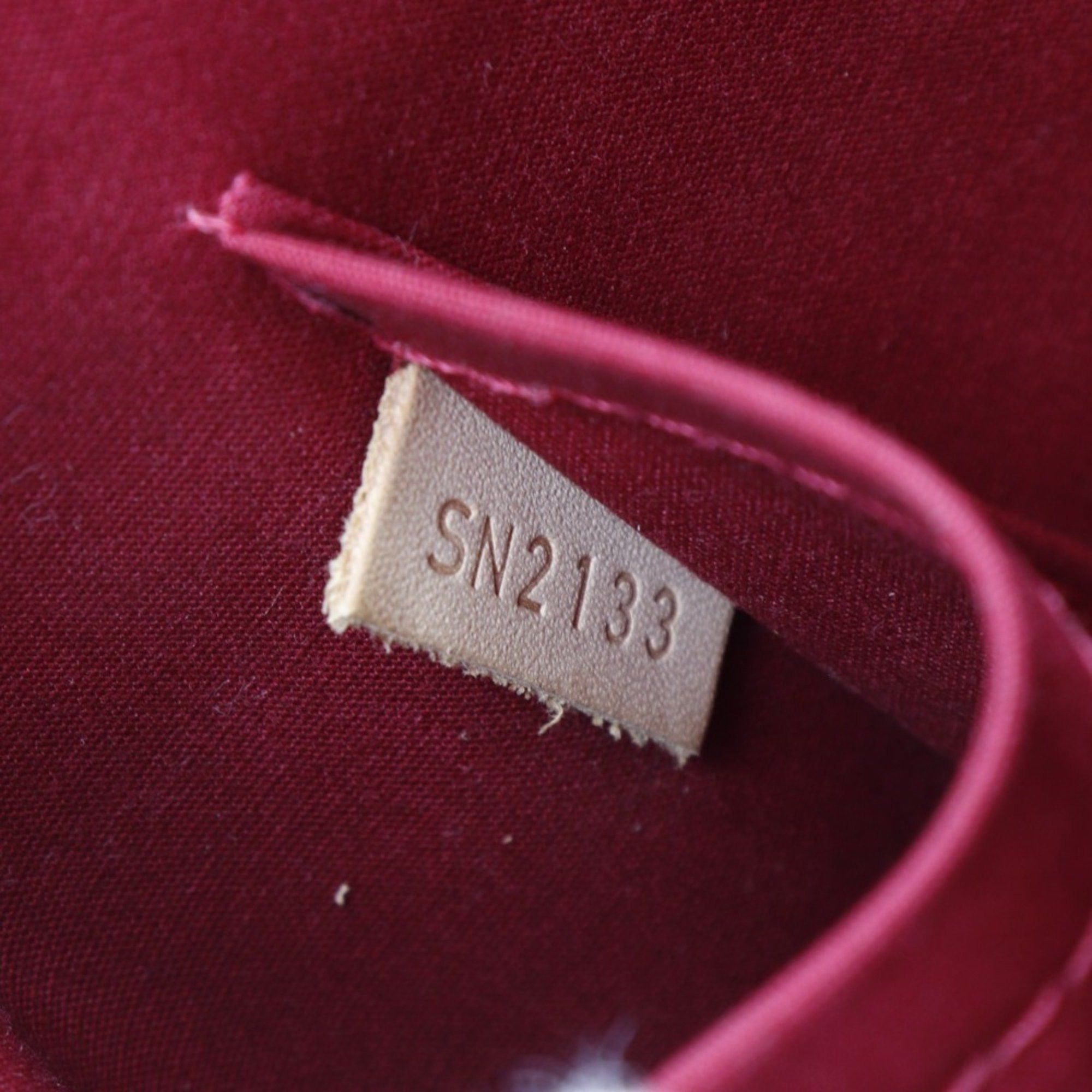 Louis Vuitton Louis Vuitton Alma GM Handbag M93596 Monogram Vernis Pomme d'Amour 2013 Red SN2133 Double Women's Size ONE SIZE - 11 Thumbnail