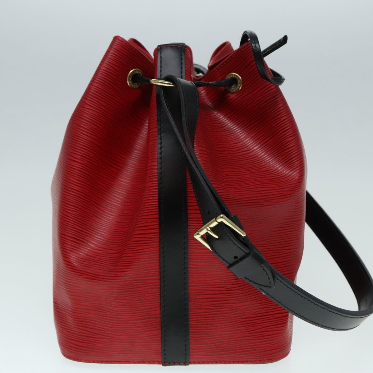Louis Vuitton Noe Red Leather Shoulder Bag (Pre-Owned) Size ONE SIZE - 4 Thumbnail