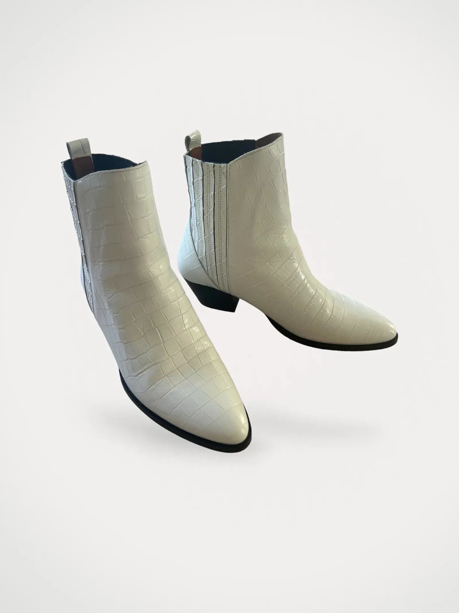 & Other Stories & Other Stories Boots Size US 9 / IT 39 - 2 Thumbnail