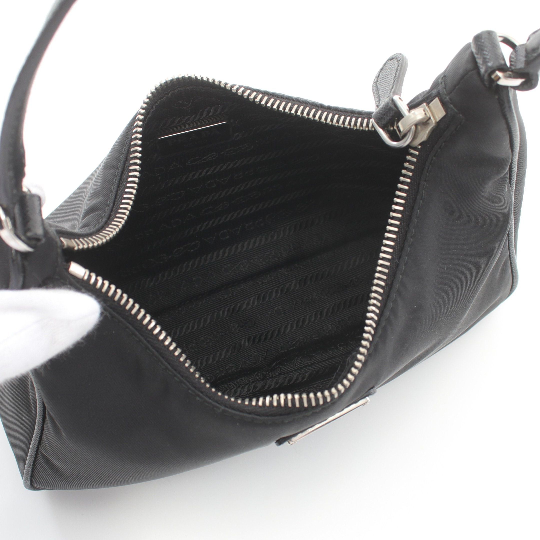 Prada Prada Re-Edition 2005 Handbag Nylon Saffiano Leather Black Size ONE SIZE - 3 Thumbnail