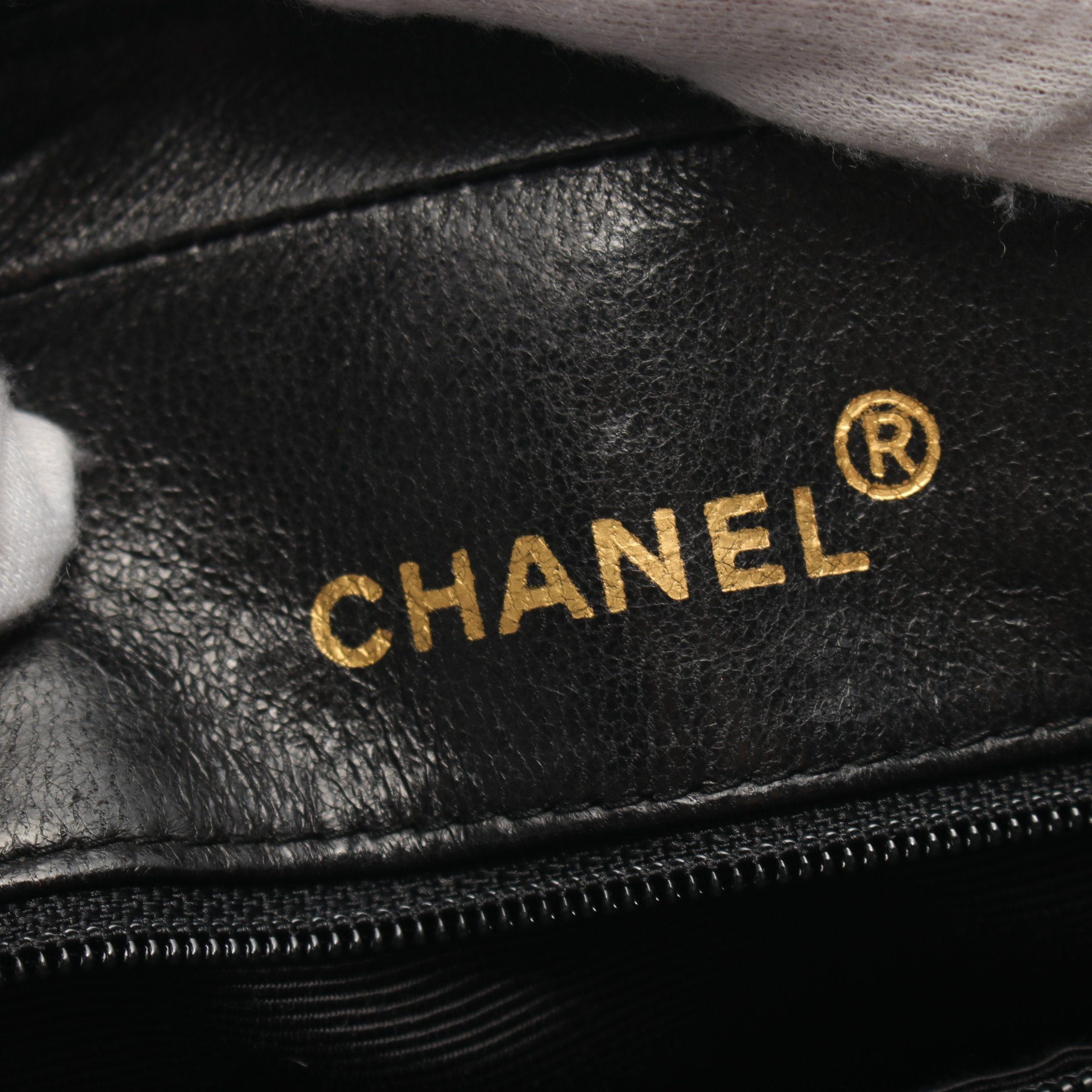 Chanel Chanel Matelasse Chain Shoulder Bag Lambskin Black Gold Hardware Size ONE SIZE - 4 Thumbnail