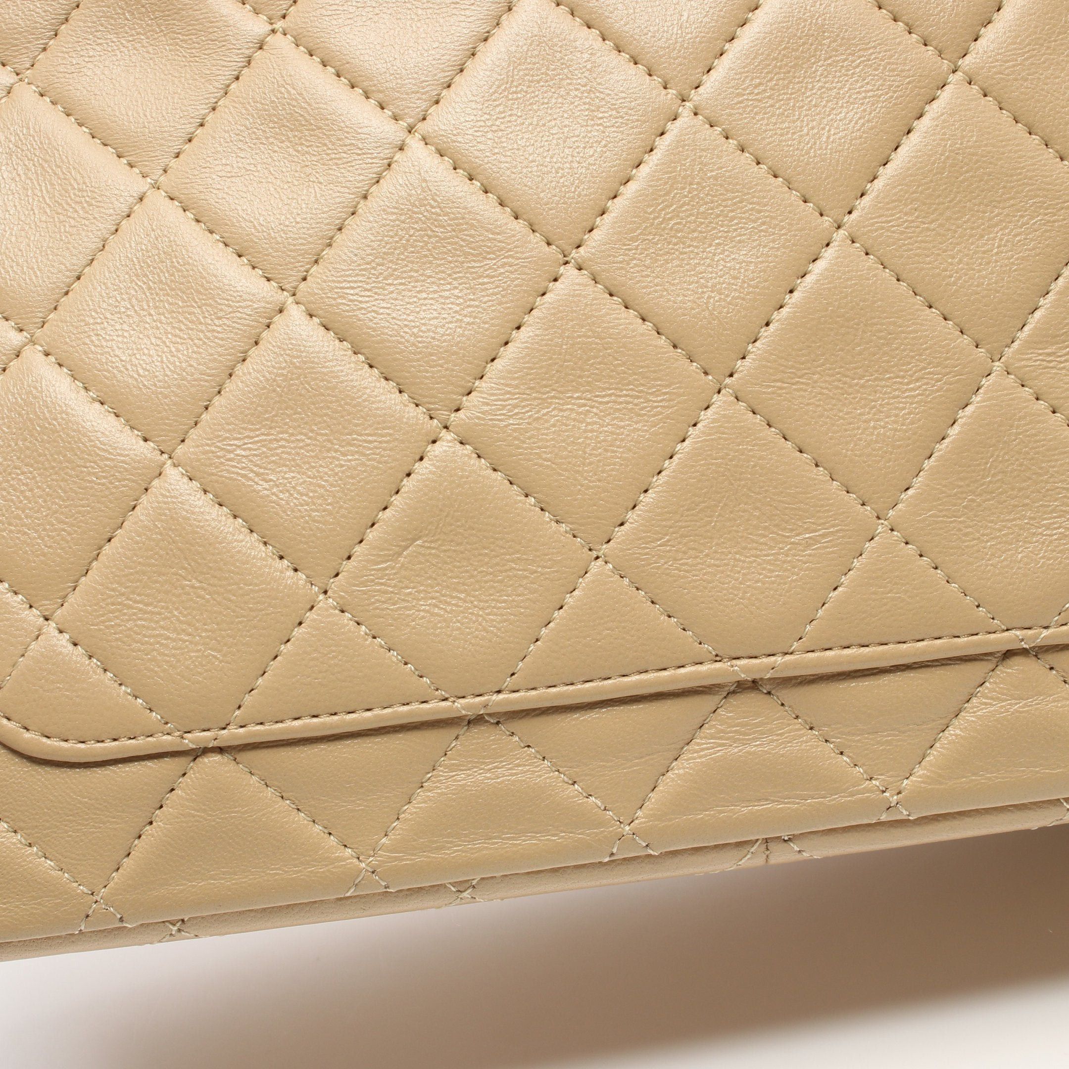 Chanel Chanel Matelasse Double Flap Chain Shoulder Bag Lambskin Beige Gold Hardware Size ONE SIZE - 9 Thumbnail