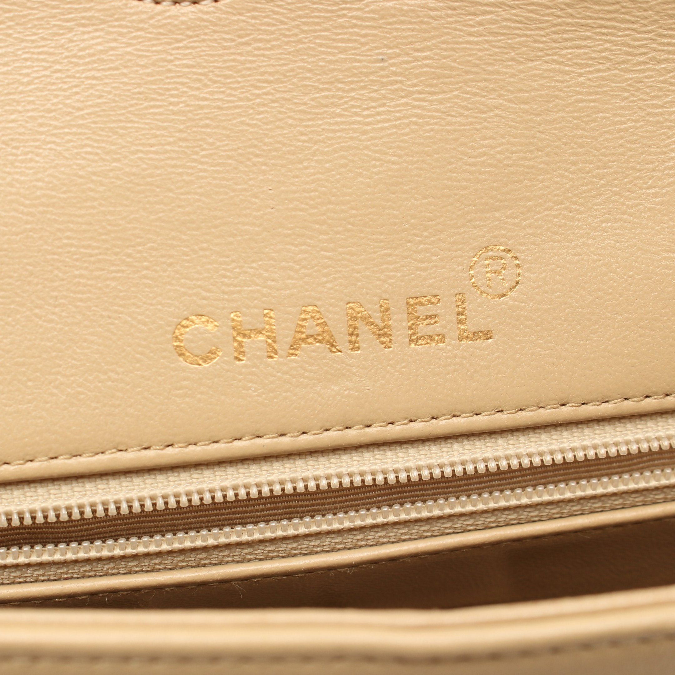 Chanel Chanel Matelasse Double Flap Chain Shoulder Bag Lambskin Beige Gold Hardware Size ONE SIZE - 4 Thumbnail