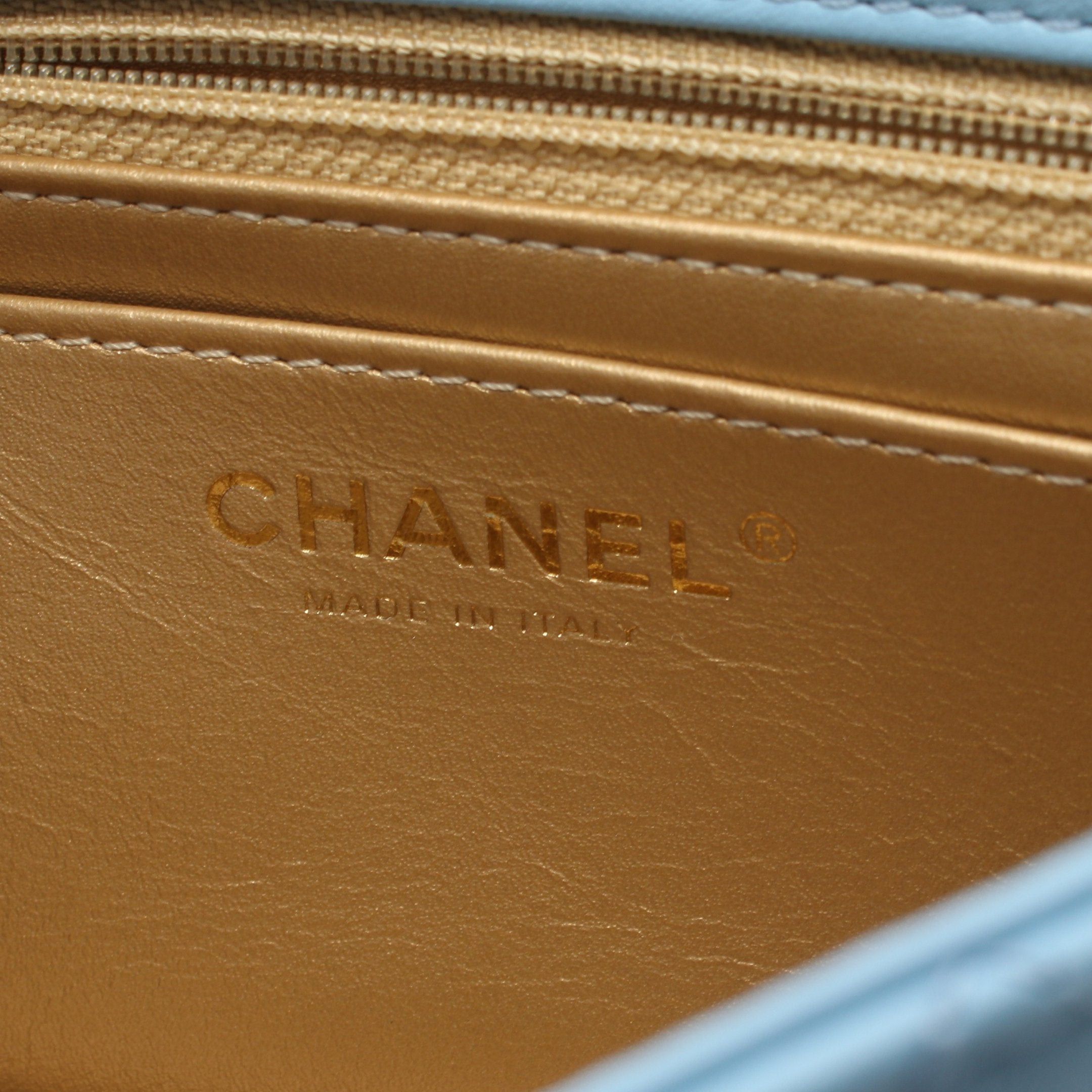 Chanel Chanel Mini Matelasse Chain Shoulder Bag Lambskin Light Blue Gold Hardware Size ONE SIZE - 4 Thumbnail