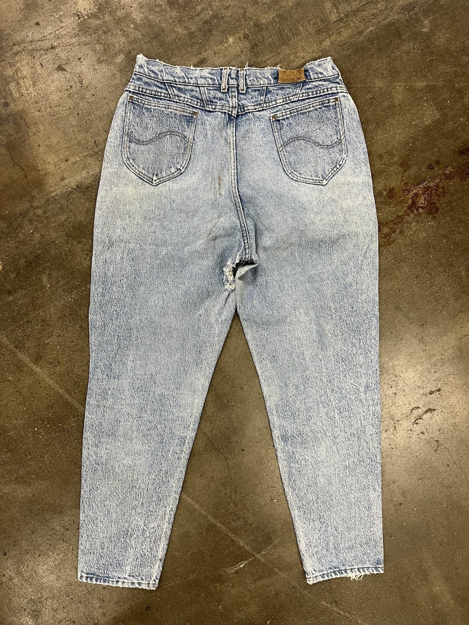 Vintage 1980's Lee Tapered Fit Distressed And Stained Jeans Size US 30 / EU 46 - 3 Thumbnail