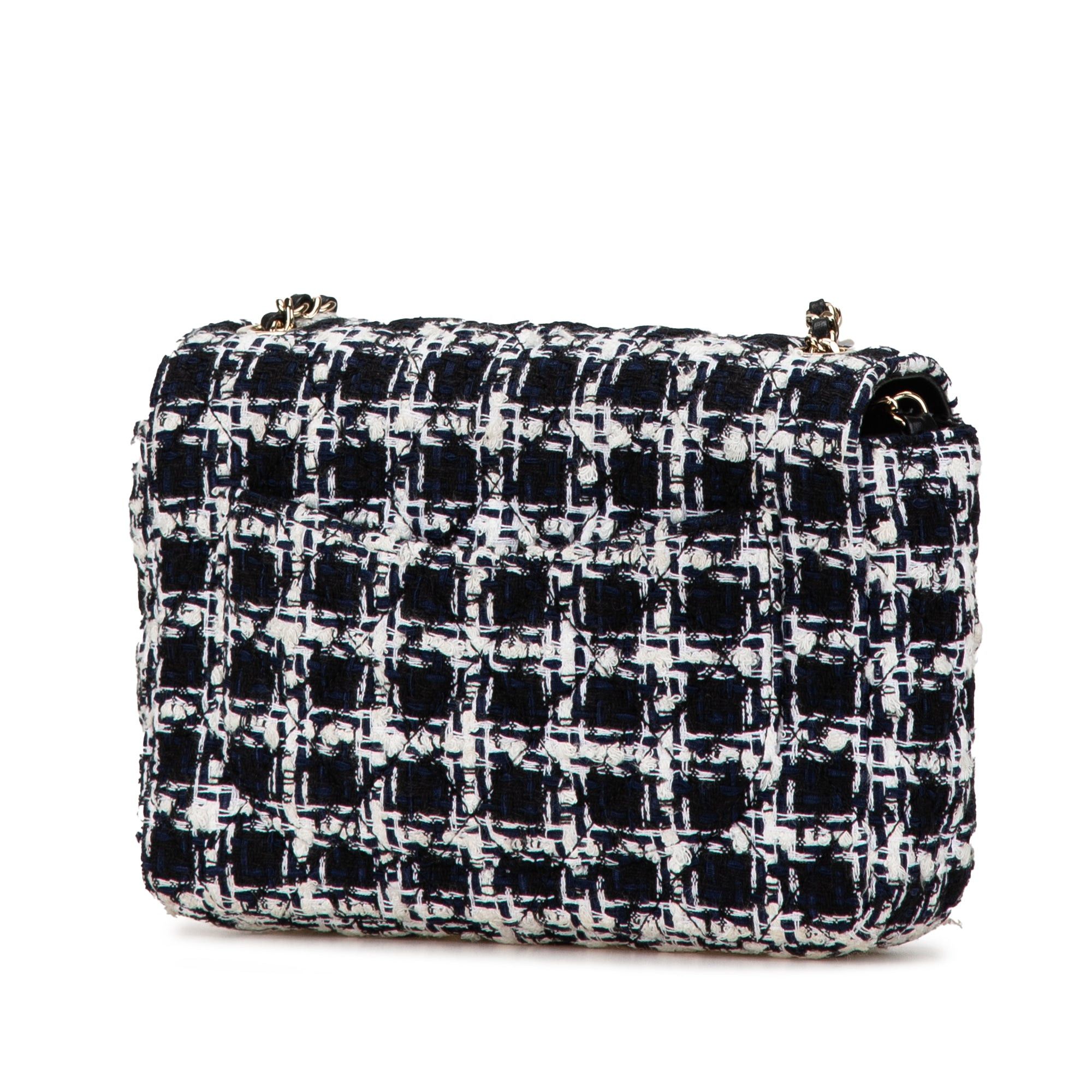 Chanel Chanel Mini Tweed Resin Heart Flap Black Size ONE SIZE - 2 Thumbnail