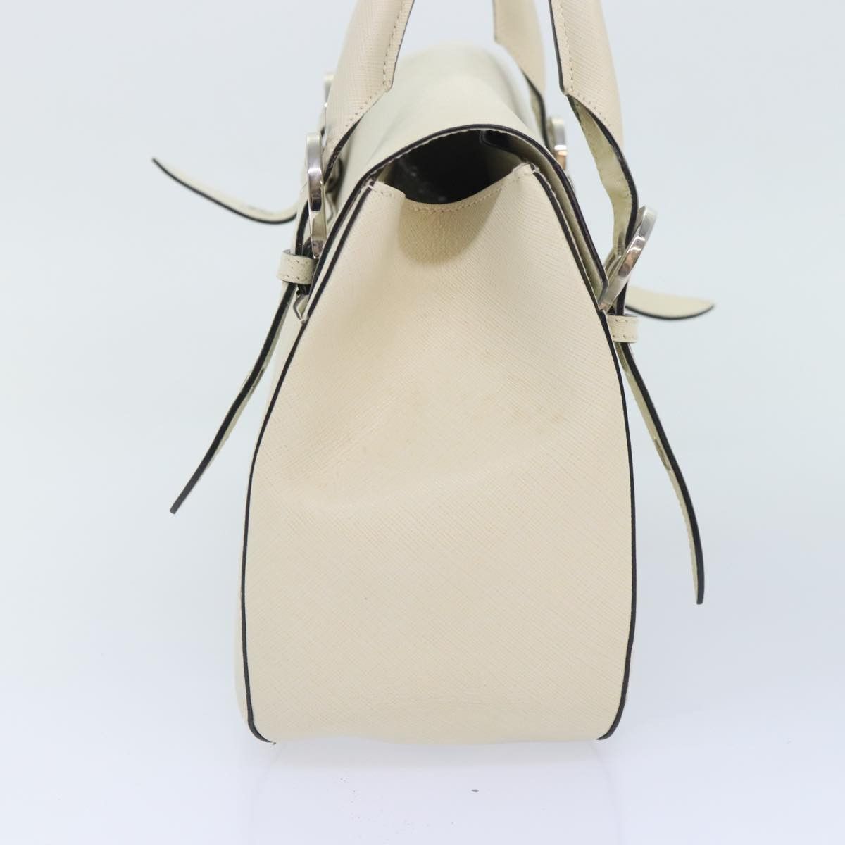 Salvatore Ferragamo Gancini Beige Leather Handbag (Pre-Owned) Size ONE SIZE - 3 Thumbnail
