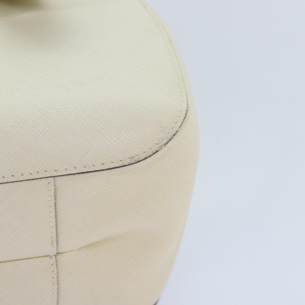 Salvatore Ferragamo Gancini Beige Leather Handbag (Pre-Owned) Size ONE SIZE - 12 Thumbnail