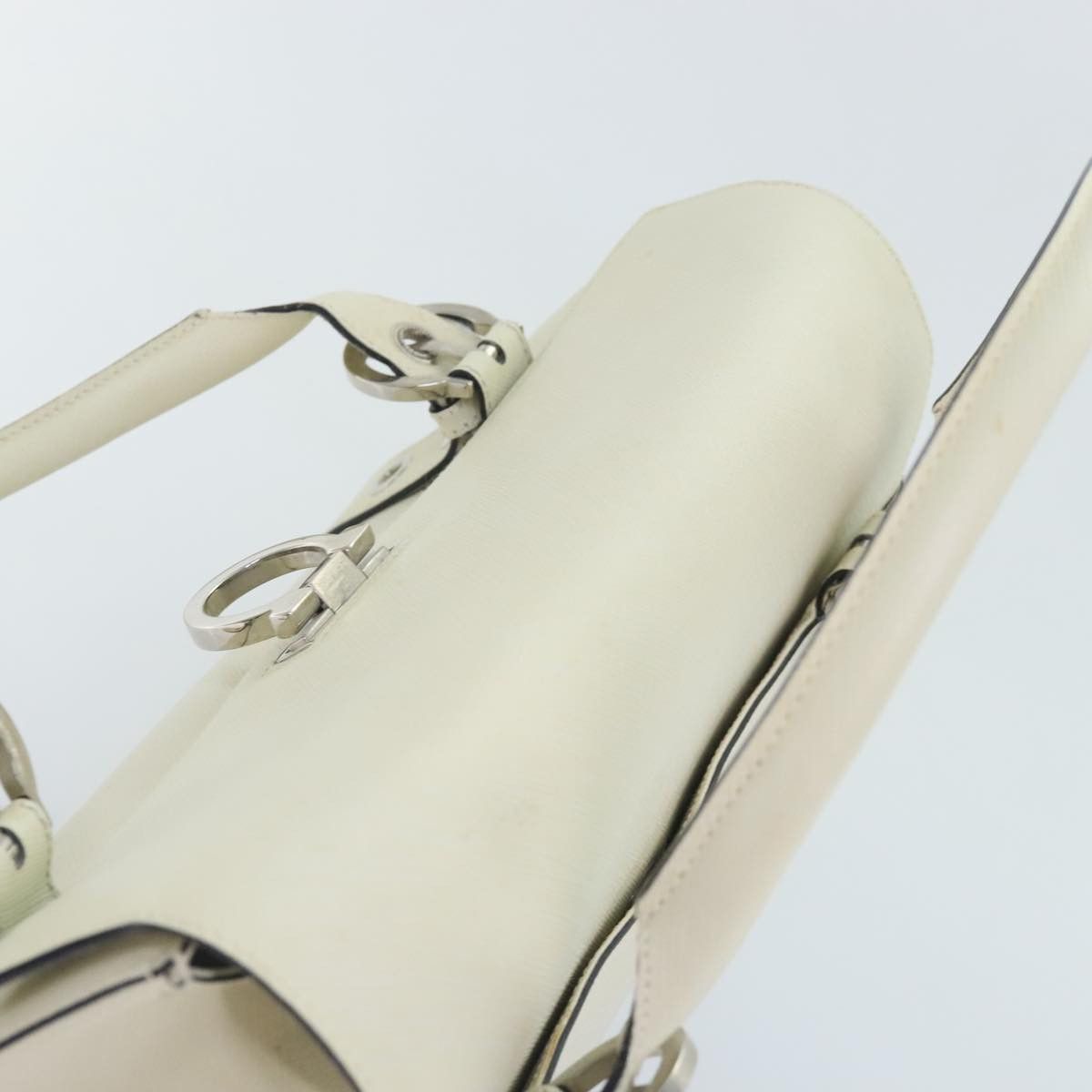Salvatore Ferragamo Gancini Beige Leather Handbag (Pre-Owned) Size ONE SIZE - 5 Thumbnail