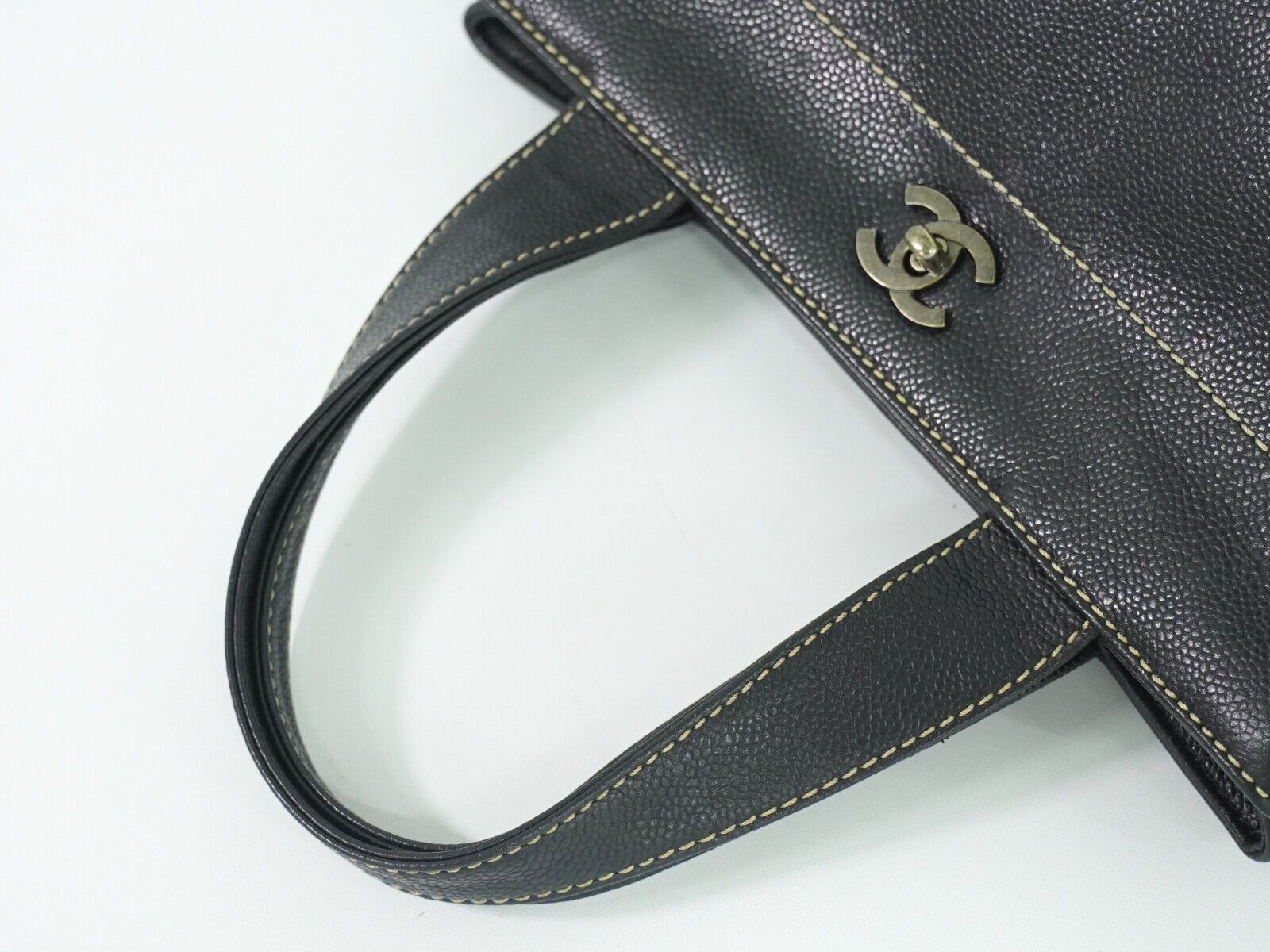 Chanel Cc Black Leather Tote Bag (Pre-Owned) Size ONE SIZE - 4 Thumbnail
