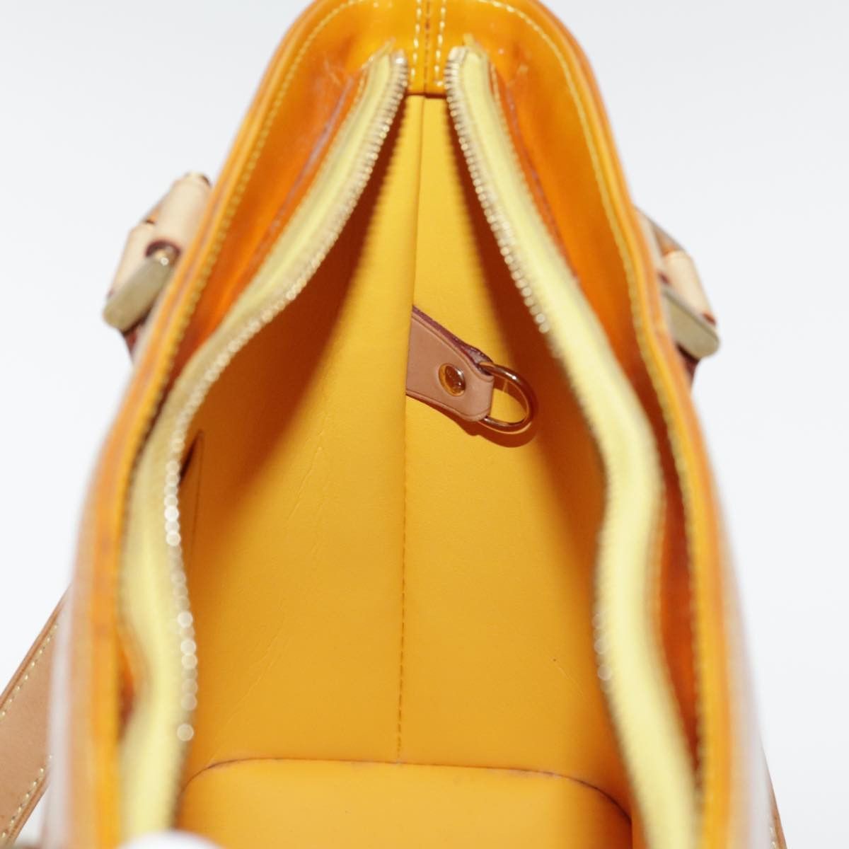 Louis Vuitton Houston Brown Patent Leather Handbag (Pre-Owned) Size ONE SIZE - 20 Thumbnail