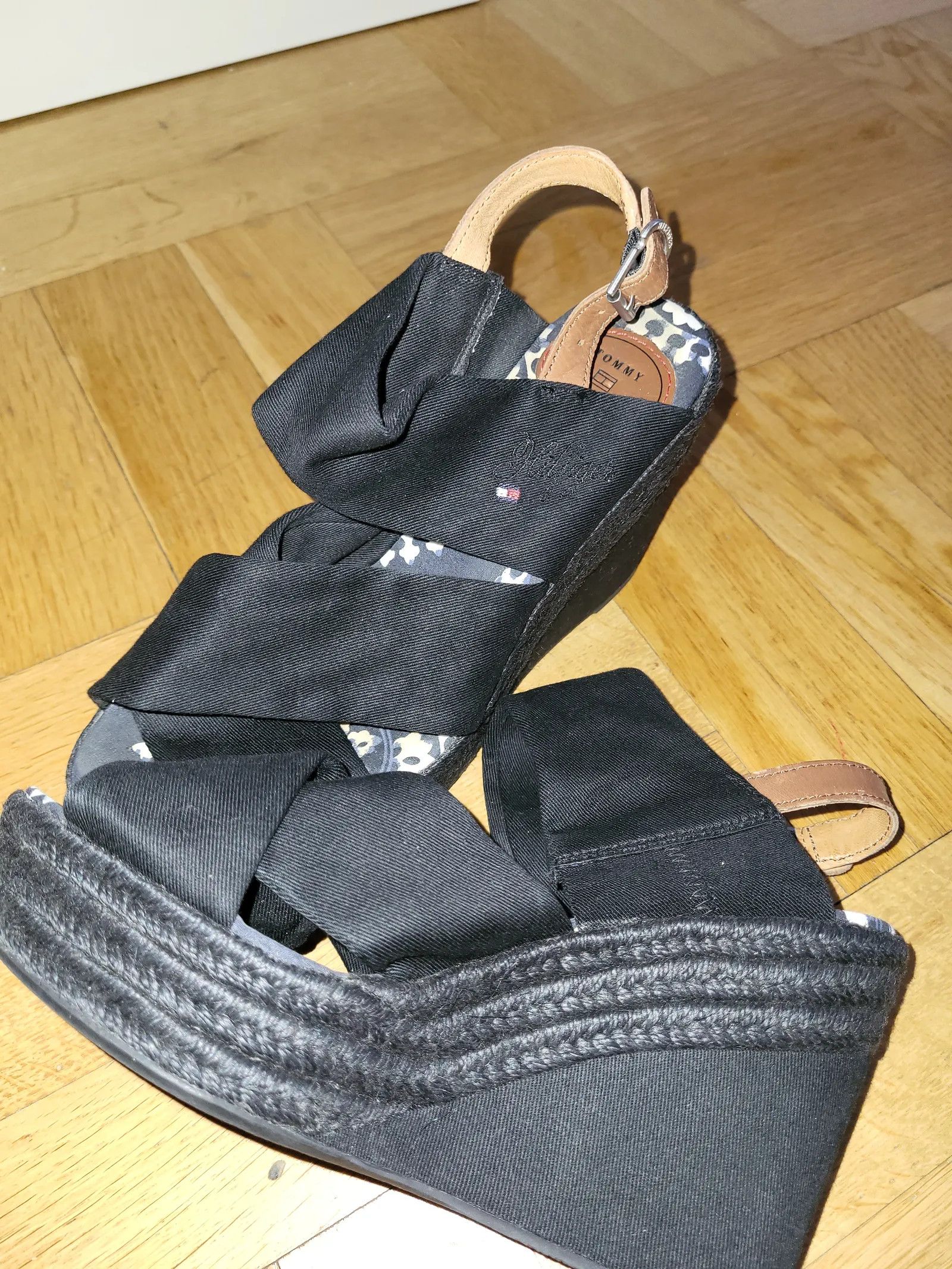 Tommy Hilfiger Tommy Hilfiger Heels Size US 6 / IT 36 - 3 Thumbnail