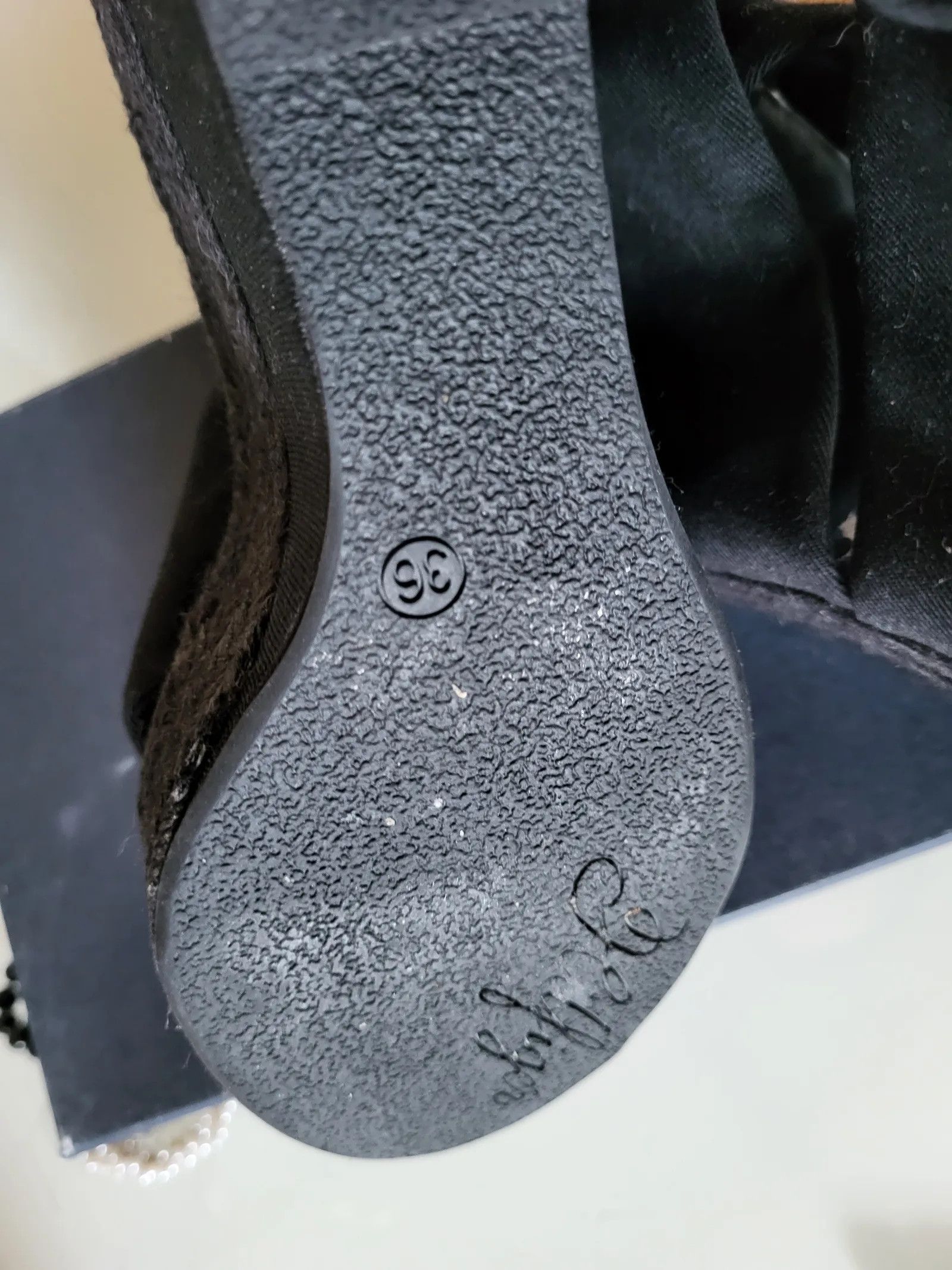 Tommy Hilfiger Tommy Hilfiger Heels Size US 6 / IT 36 - 4 Thumbnail