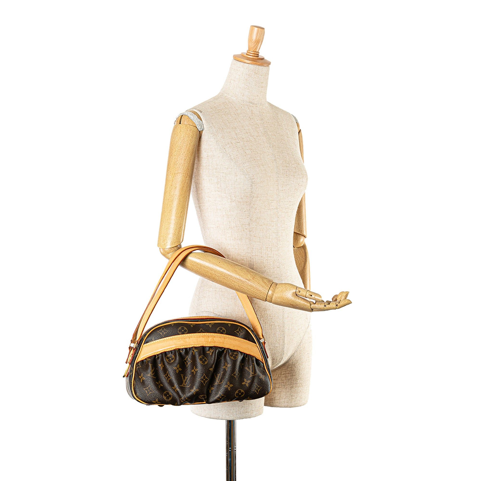 Louis Vuitton Louis Vuitton Monogram Klara Brown Size ONE SIZE - 7 Thumbnail