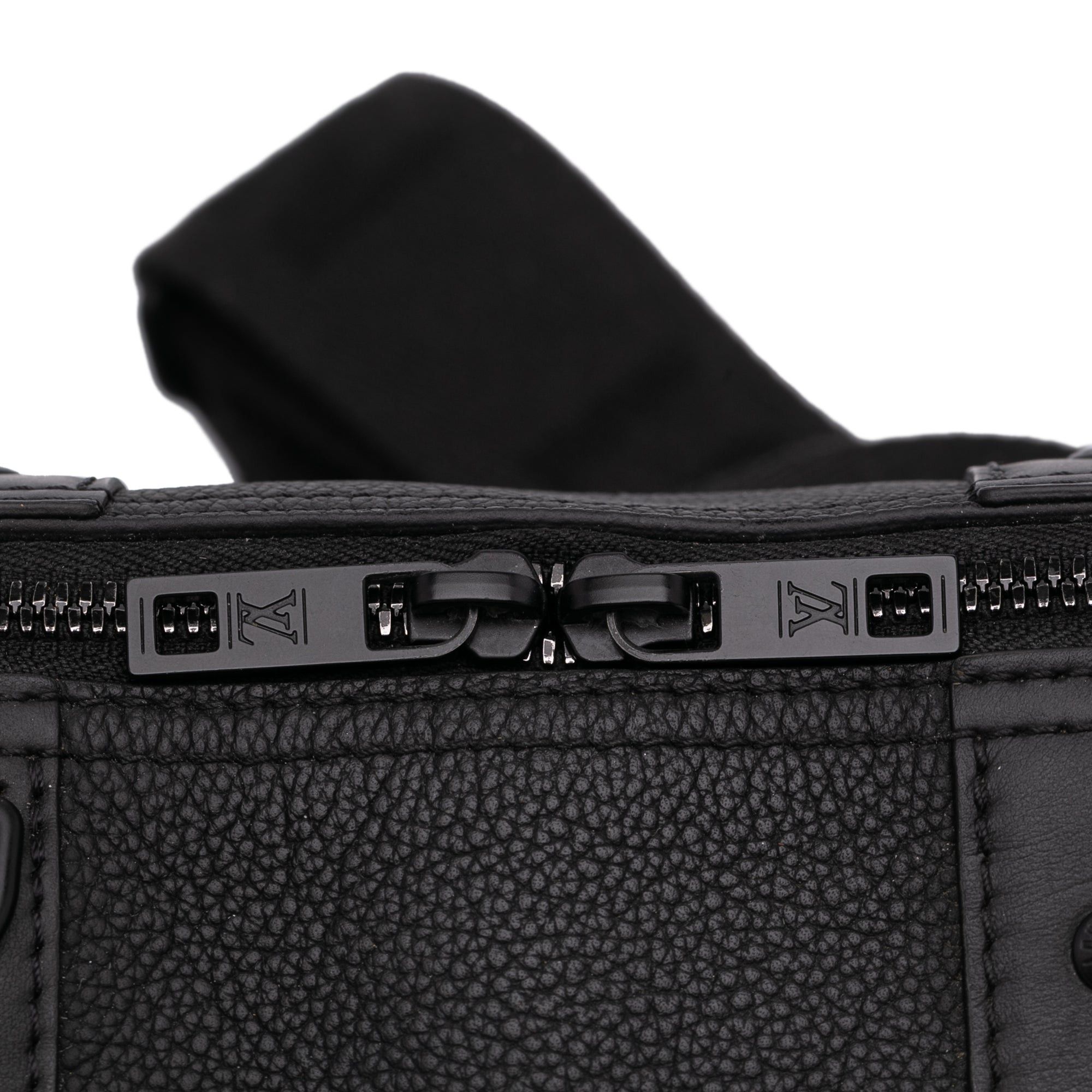 Saint Laurent Paris Saint Laurent Anja Bucket Bag Black Size ONE SIZE - 9 Thumbnail