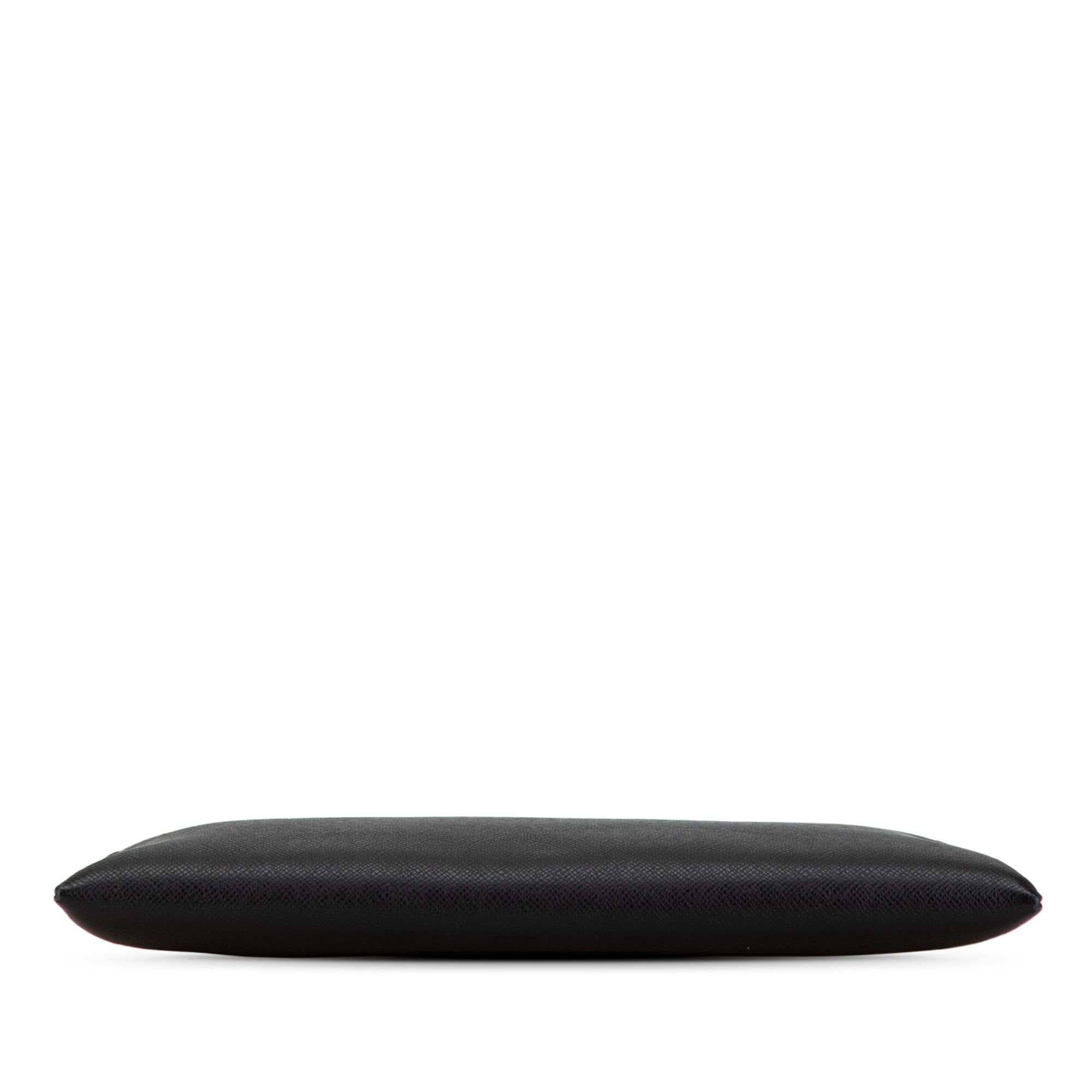 Louis Vuitton Louis Vuitton Taiga Apollo Pochette Black Size ONE SIZE - 3 Thumbnail