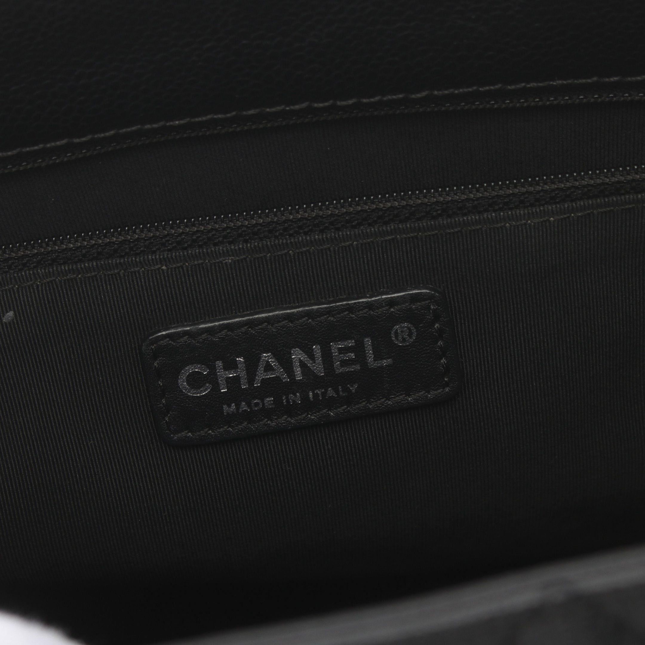 Chanel Chanel Matelasse Grand Shopping Gst Chain Shoulder Bag Tote Caviar Skin Black Silver Hardware Size ONE SIZE - 4 Thumbnail