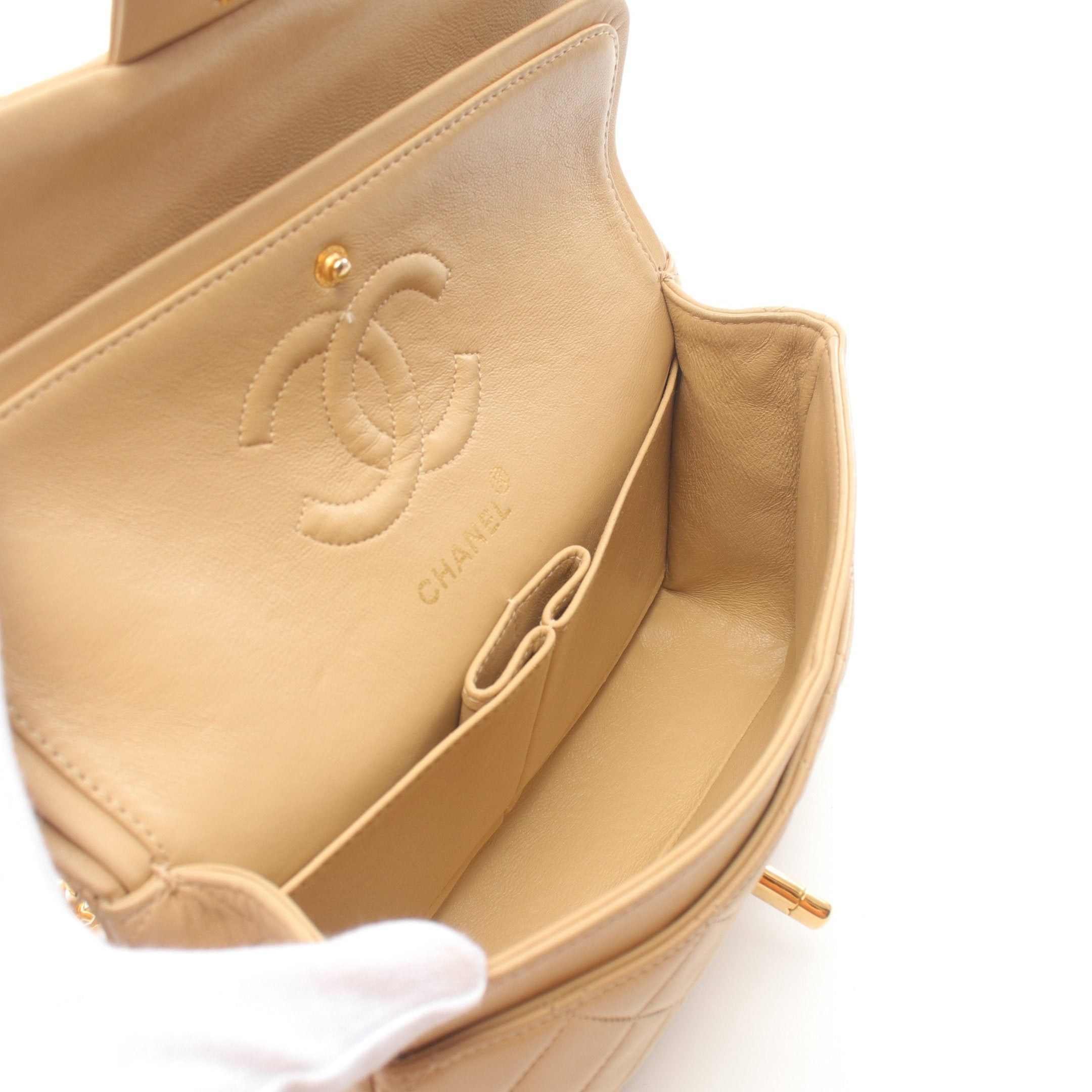 Chanel Chanel Matelasse Double Flap Chain Shoulder Bag Lambskin Beige Gold Hardware Size ONE SIZE - 3 Thumbnail