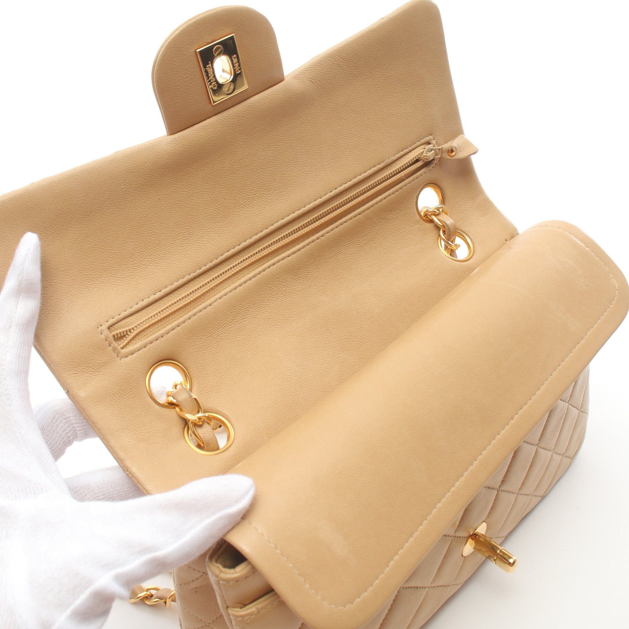 Chanel Chanel Matelasse Double Flap Chain Shoulder Bag Lambskin Beige Gold Hardware Size ONE SIZE - 6 Thumbnail