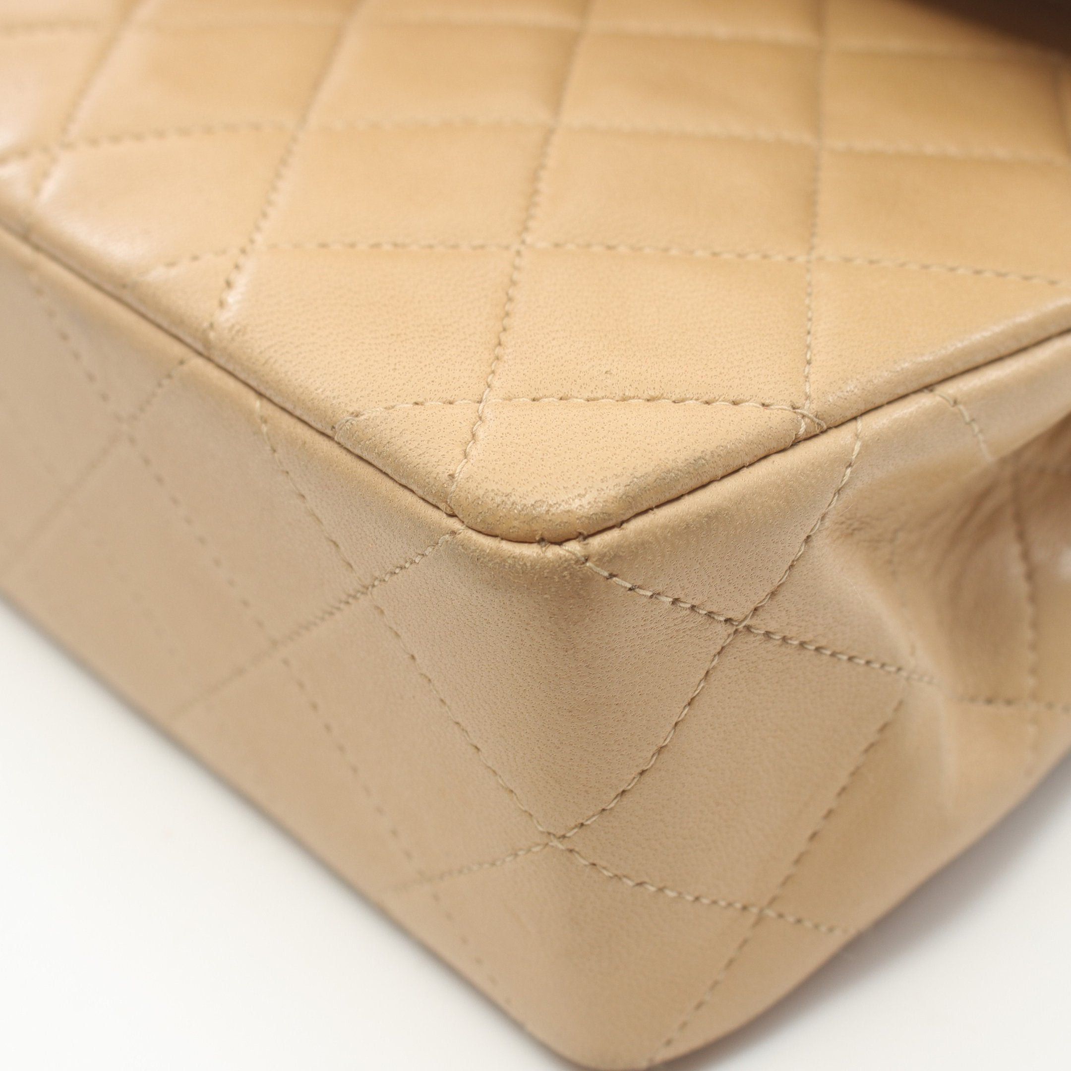 Chanel Chanel Matelasse Double Flap Chain Shoulder Bag Lambskin Beige Gold Hardware Size ONE SIZE - 7 Thumbnail