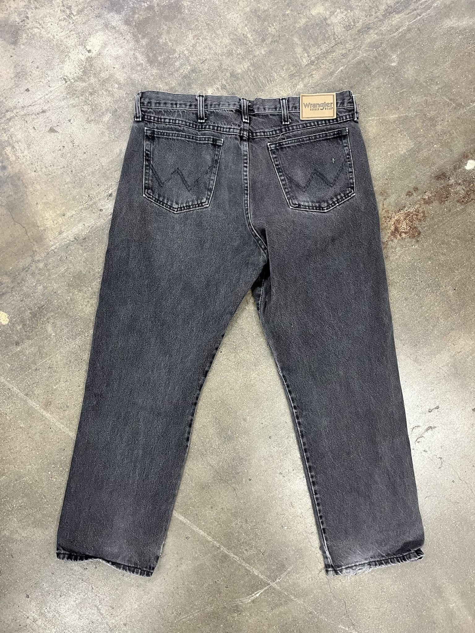 Vintage Wrangler Rugged Wear Regular Fit Jeans Size US 36 / EU 52 - 3 Thumbnail