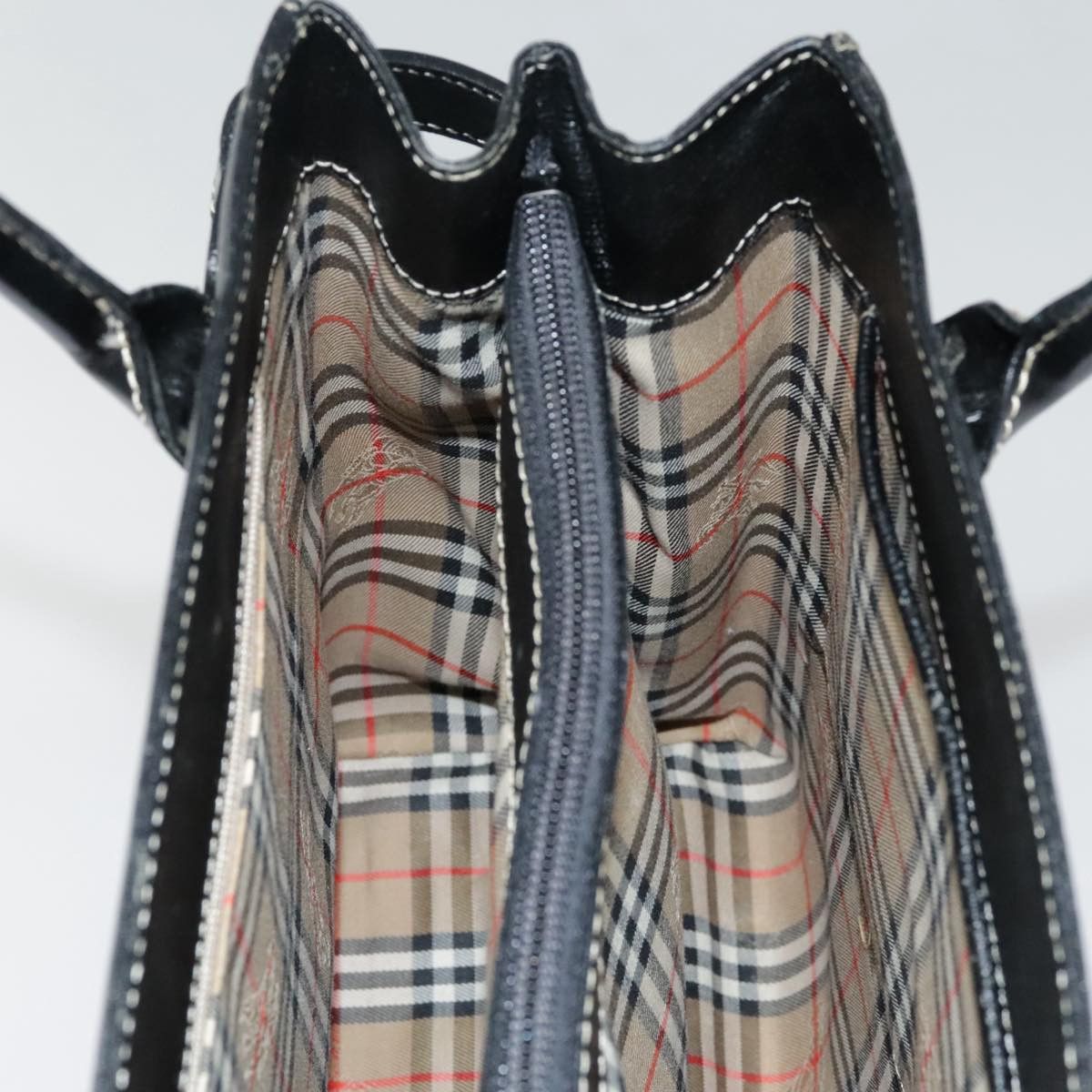 Burberry Black Leather Handbag (Pre-Owned) Size ONE SIZE - 20 Thumbnail