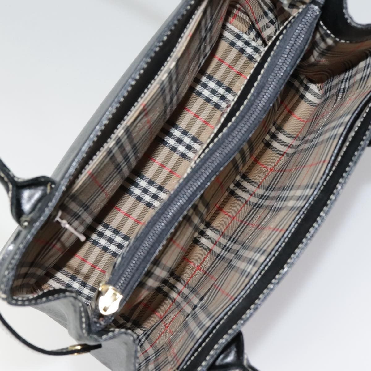 Burberry Black Leather Handbag (Pre-Owned) Size ONE SIZE - 13 Thumbnail