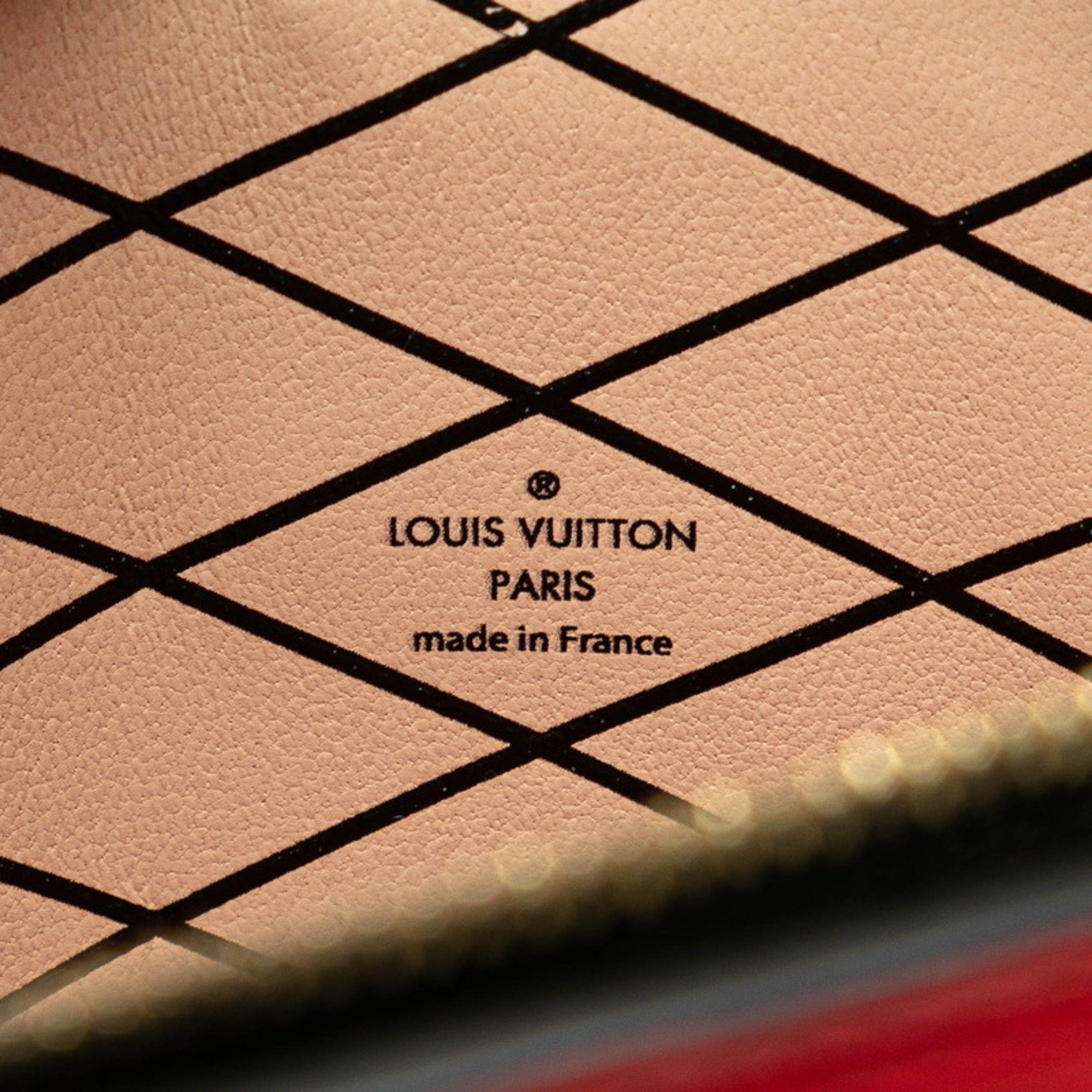 Louis Vuitton Louis Vuitton Epi Trunk Clutch Bag Shoulder M51697 Rouge Black Leather Women's LOUIS VUITTON Size ONE SIZE - 6 Thumbnail